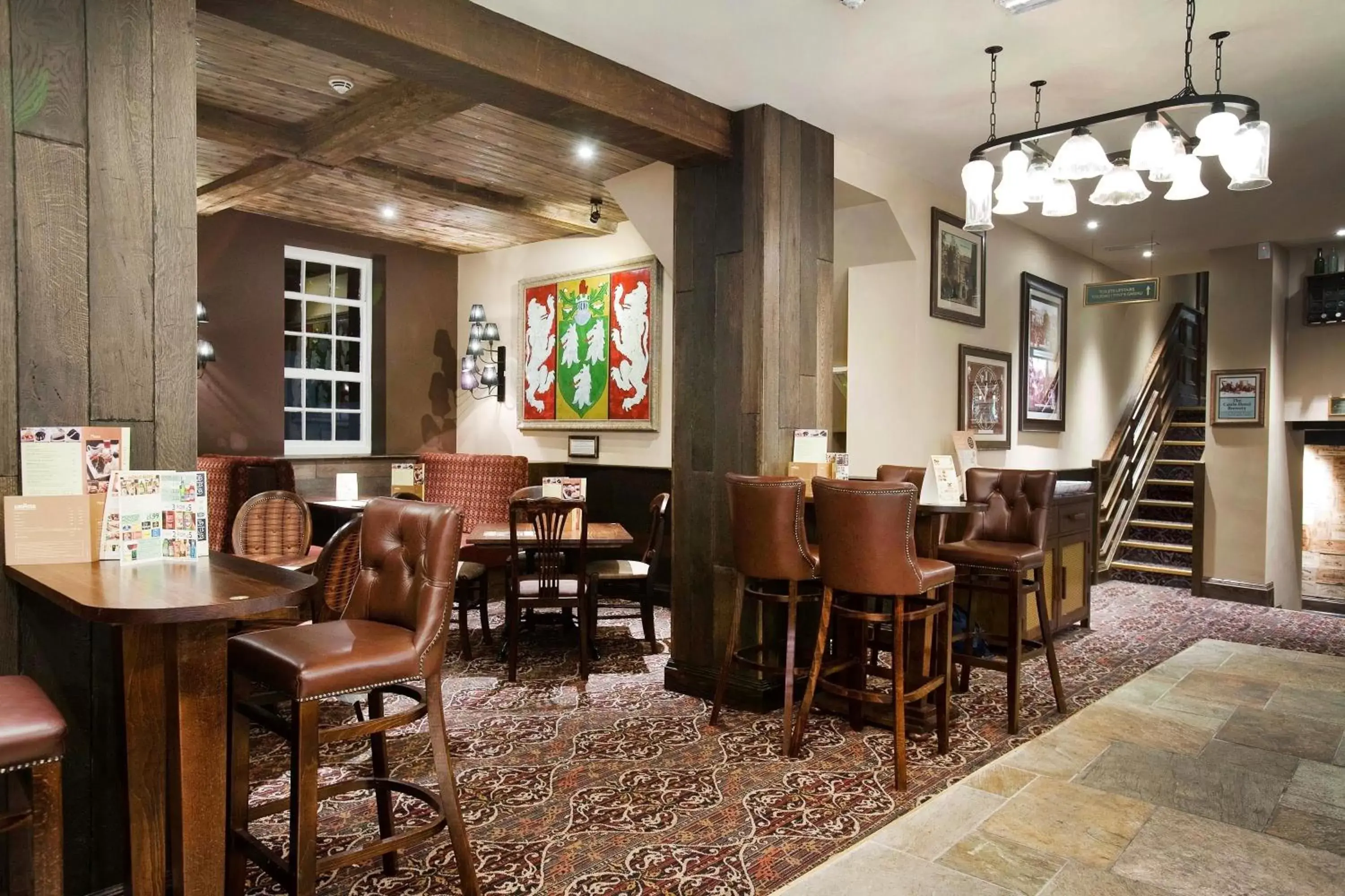 Restaurant/Places to Eat in The Castle Hotel Wetherspoon