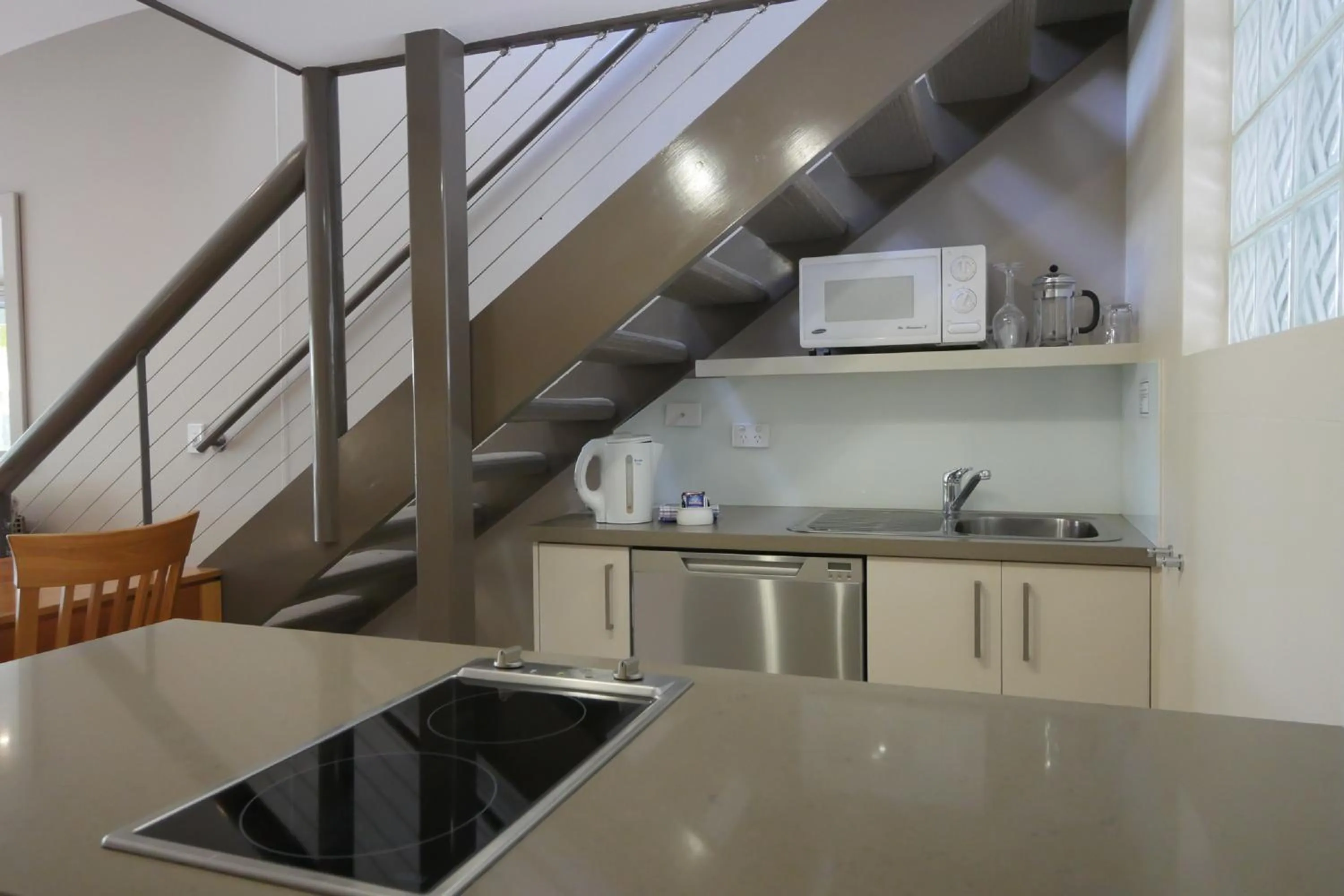 Kitchen or kitchenette in Caribbean Noosa