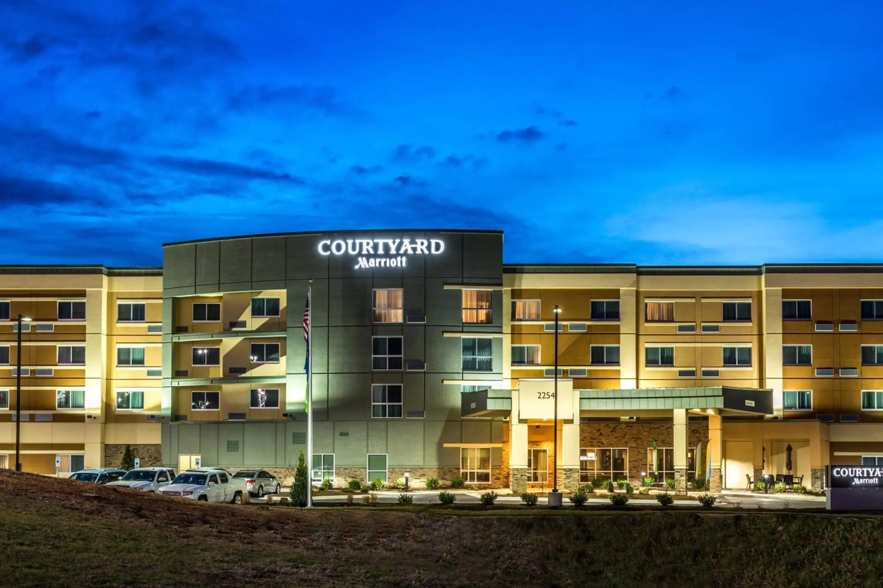 Property Building in Courtyard by Marriott Somerset