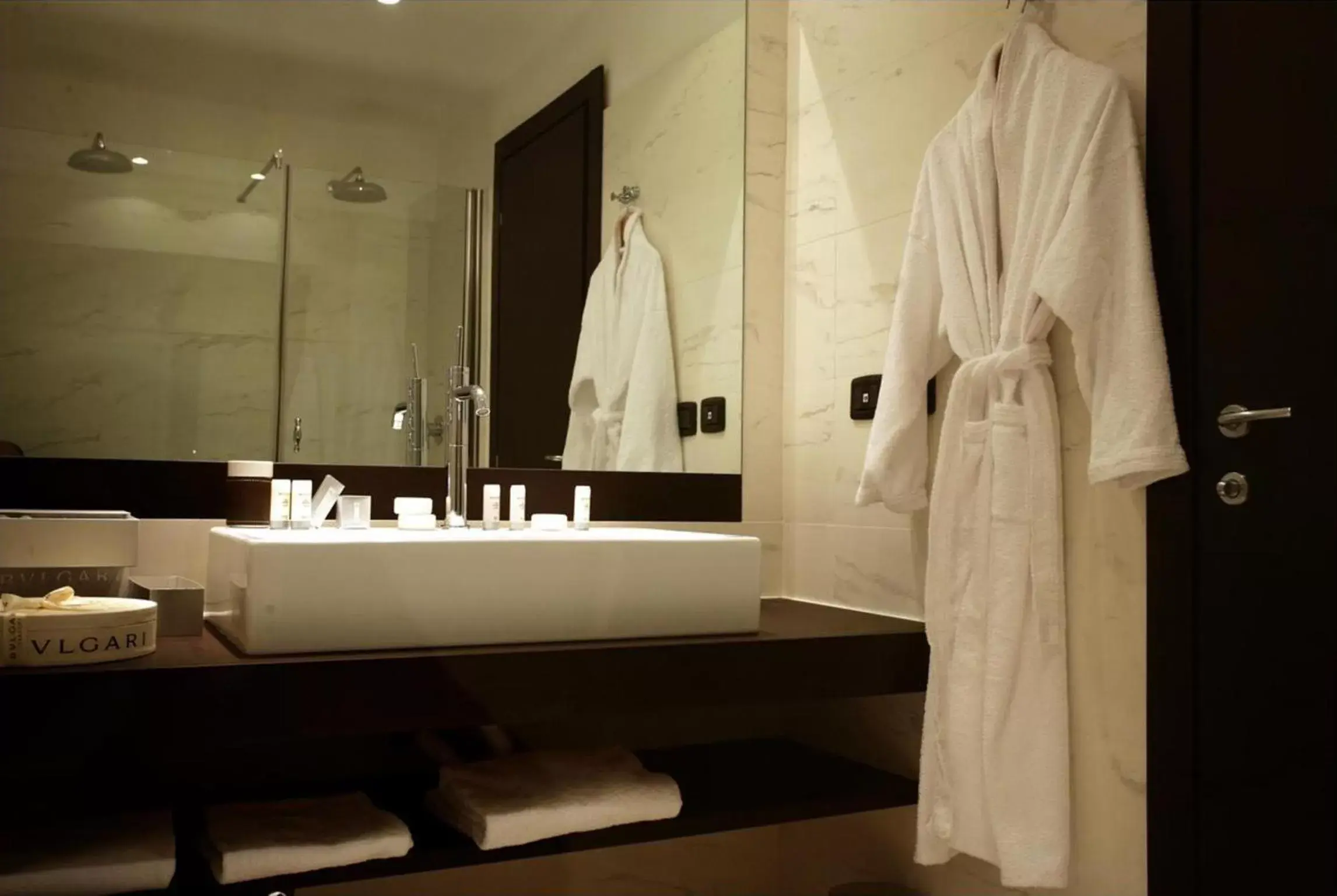 Bathroom in Hotel CHC Torino Castello