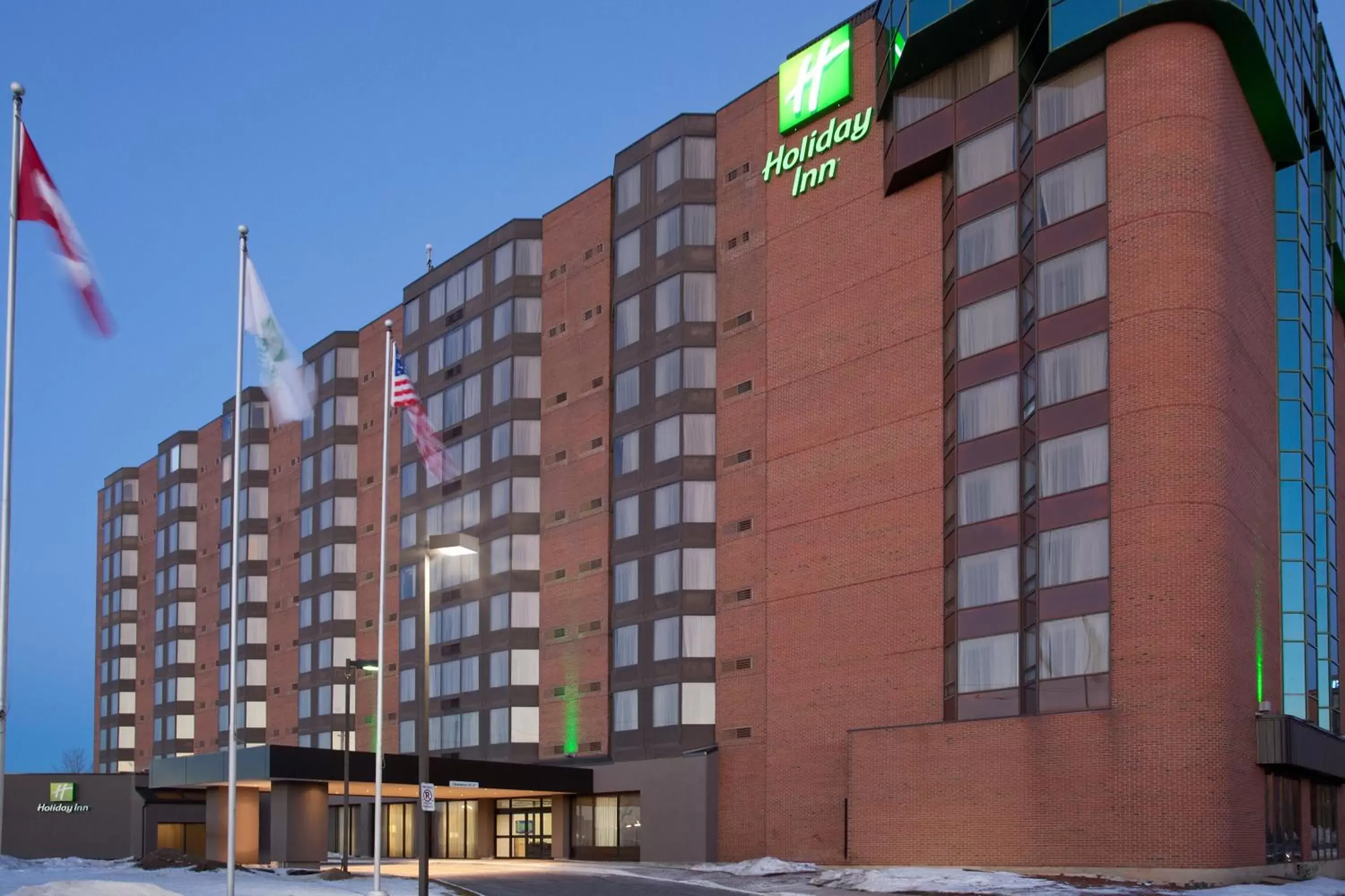 Property building in Holiday Inn Ottawa East, an IHG Hotel