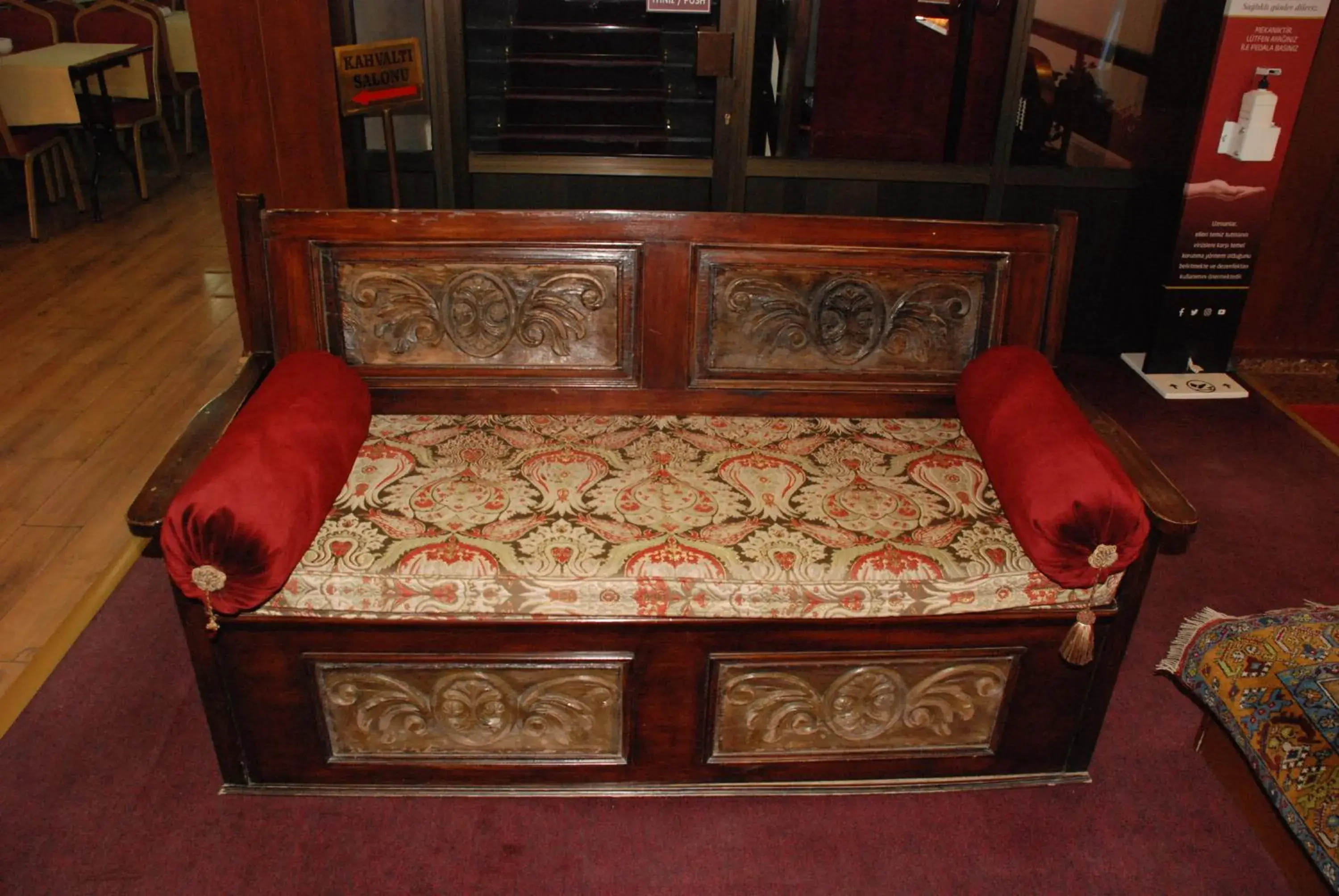 Seating Area in Hotel Mithat