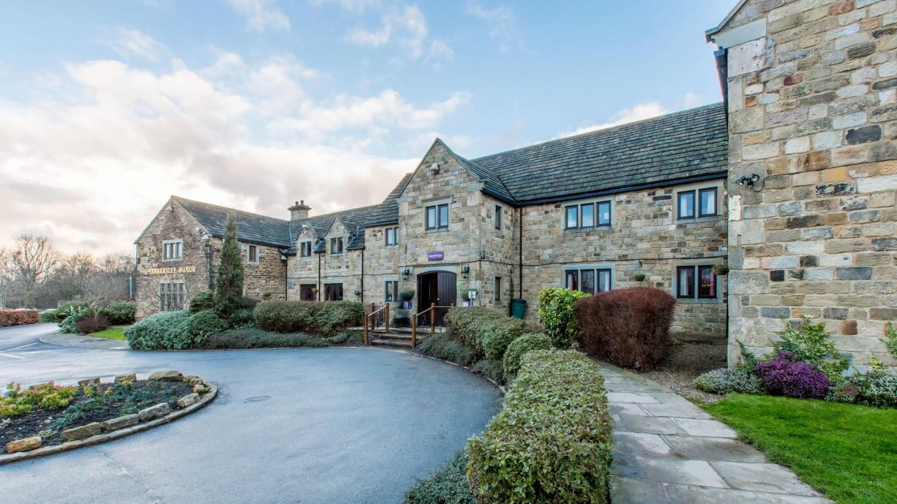 Property building in Mercure Barnsley Tankersley Manor Hotel