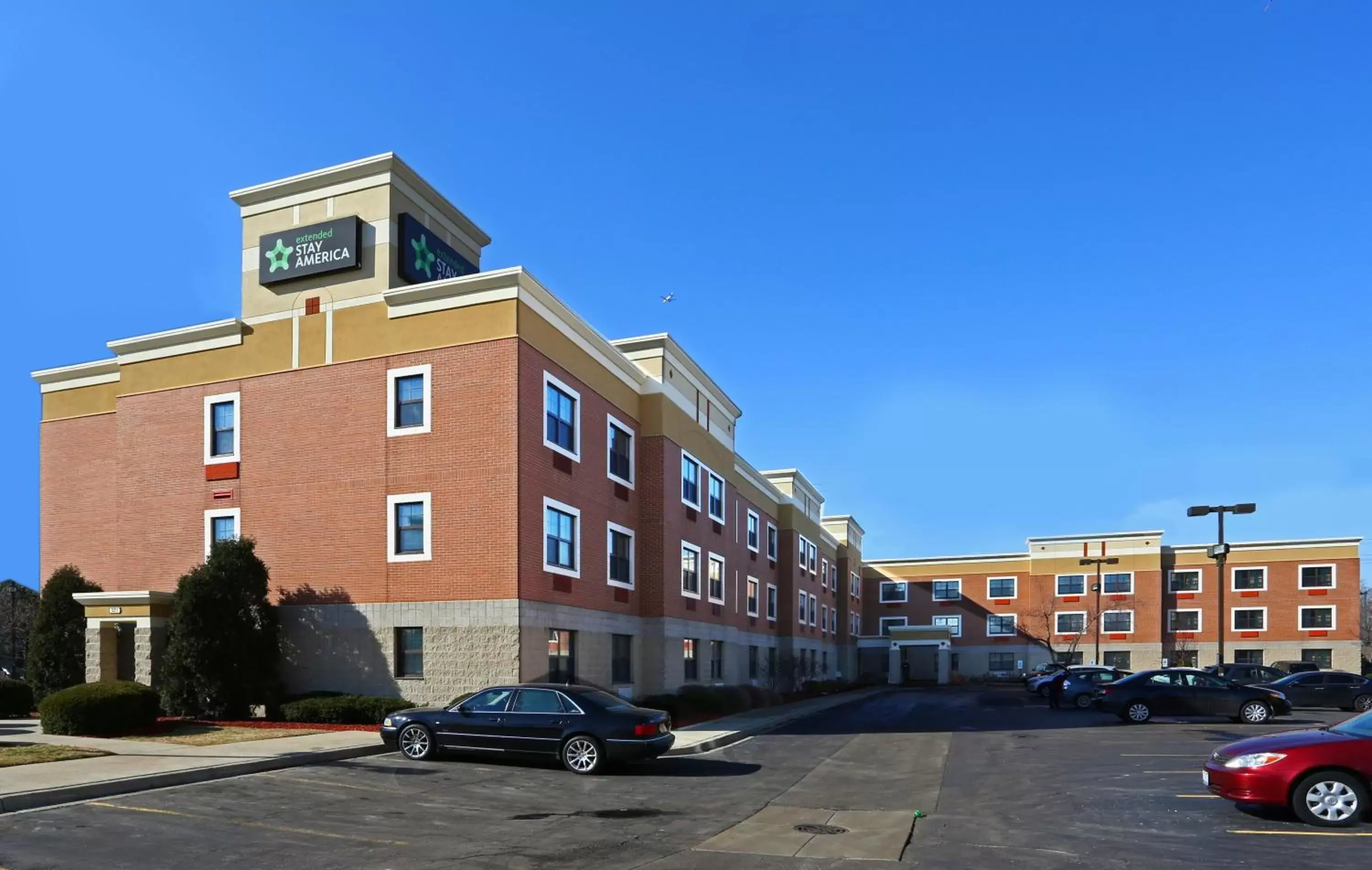 Property building in Extended Stay America Suites - Chicago - Skokie