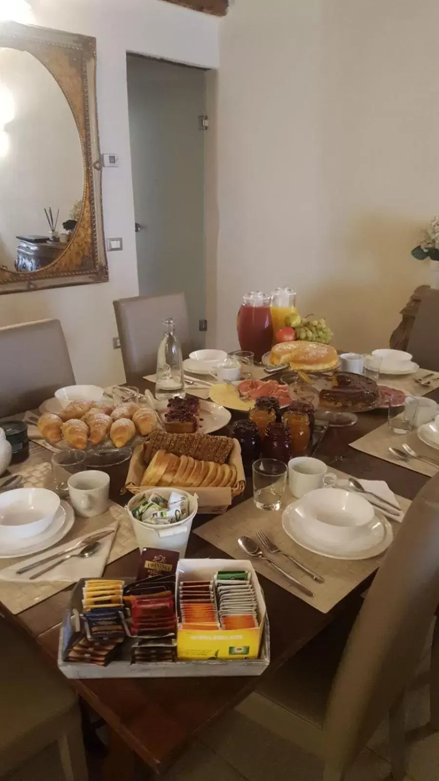 Breakfast in B&B La Bella Lucca