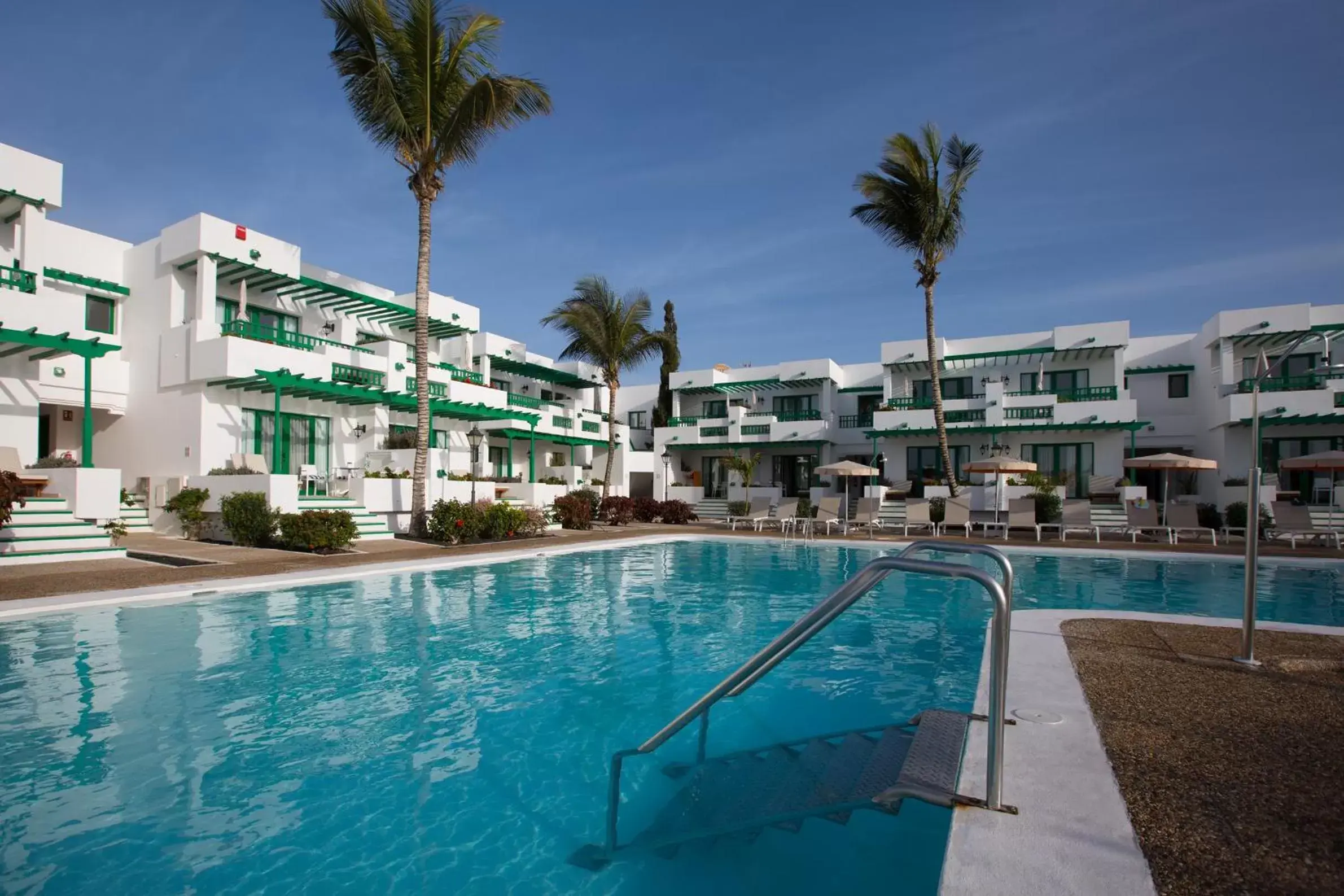 Swimming pool in Nazaret Apartments Swimming pool in Nazaret Apartments