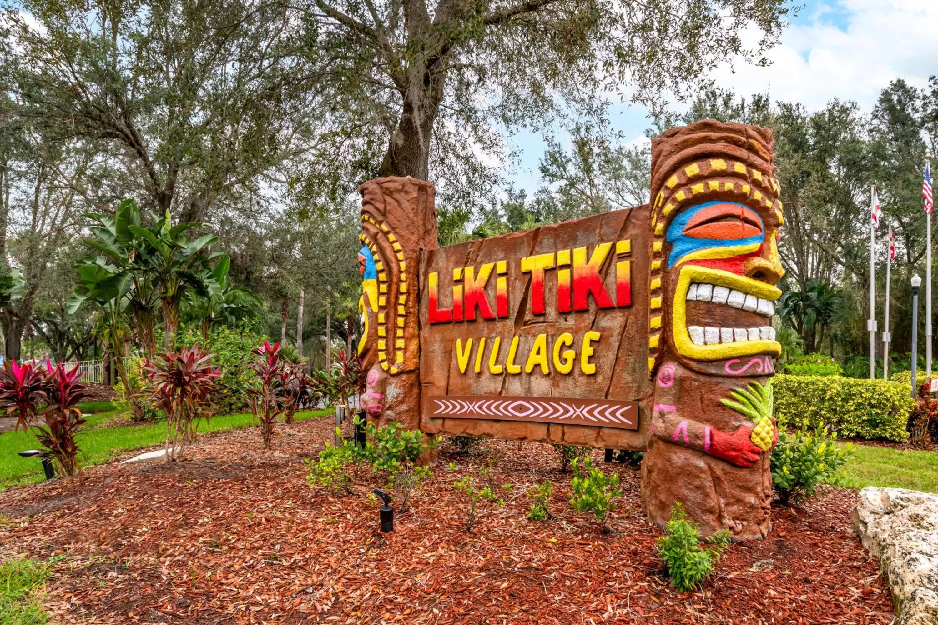 Facade/entrance in Liki Tiki Village