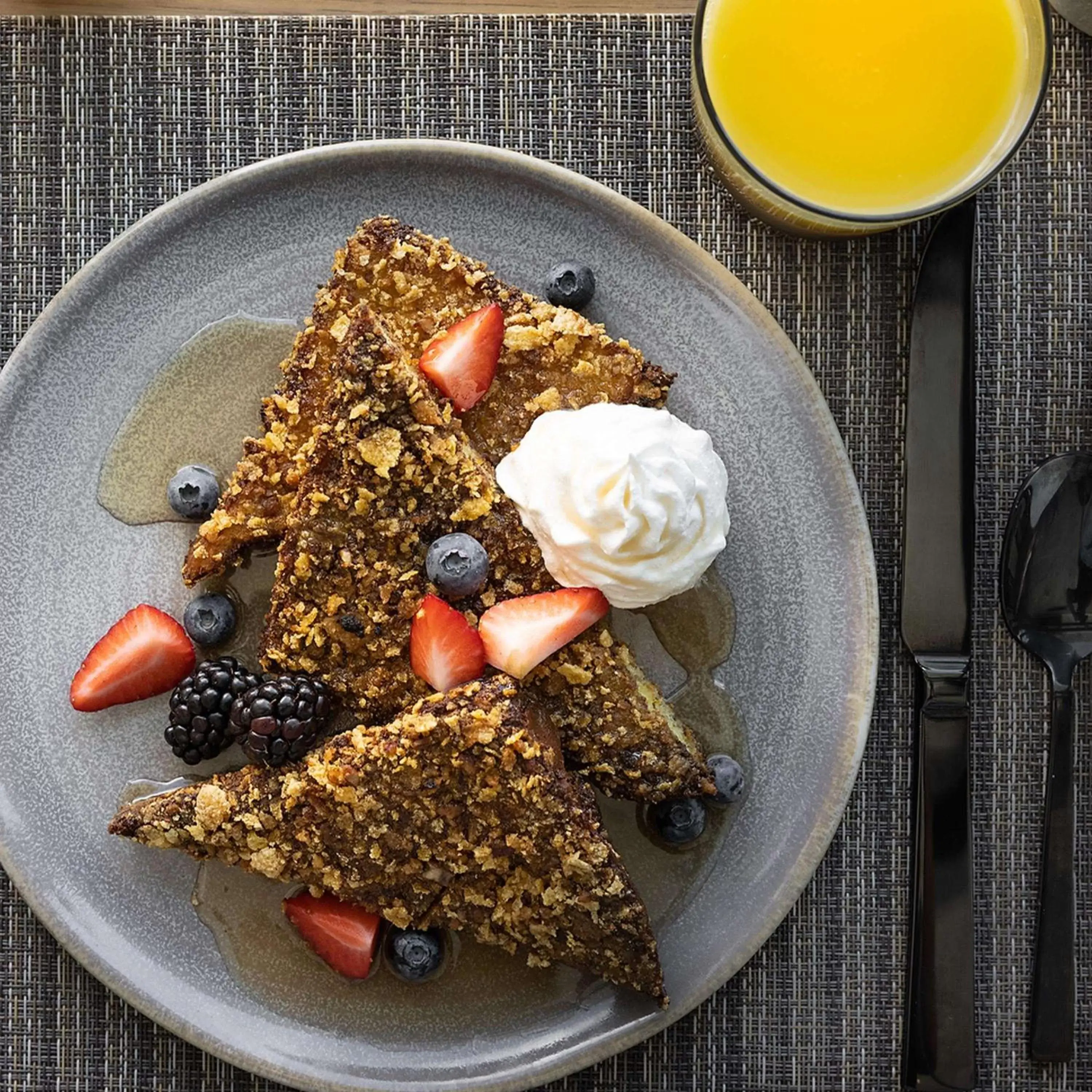 Breakfast, Food in Hilton Garden Inn Grapevine At Silverlake Crossing, Tx