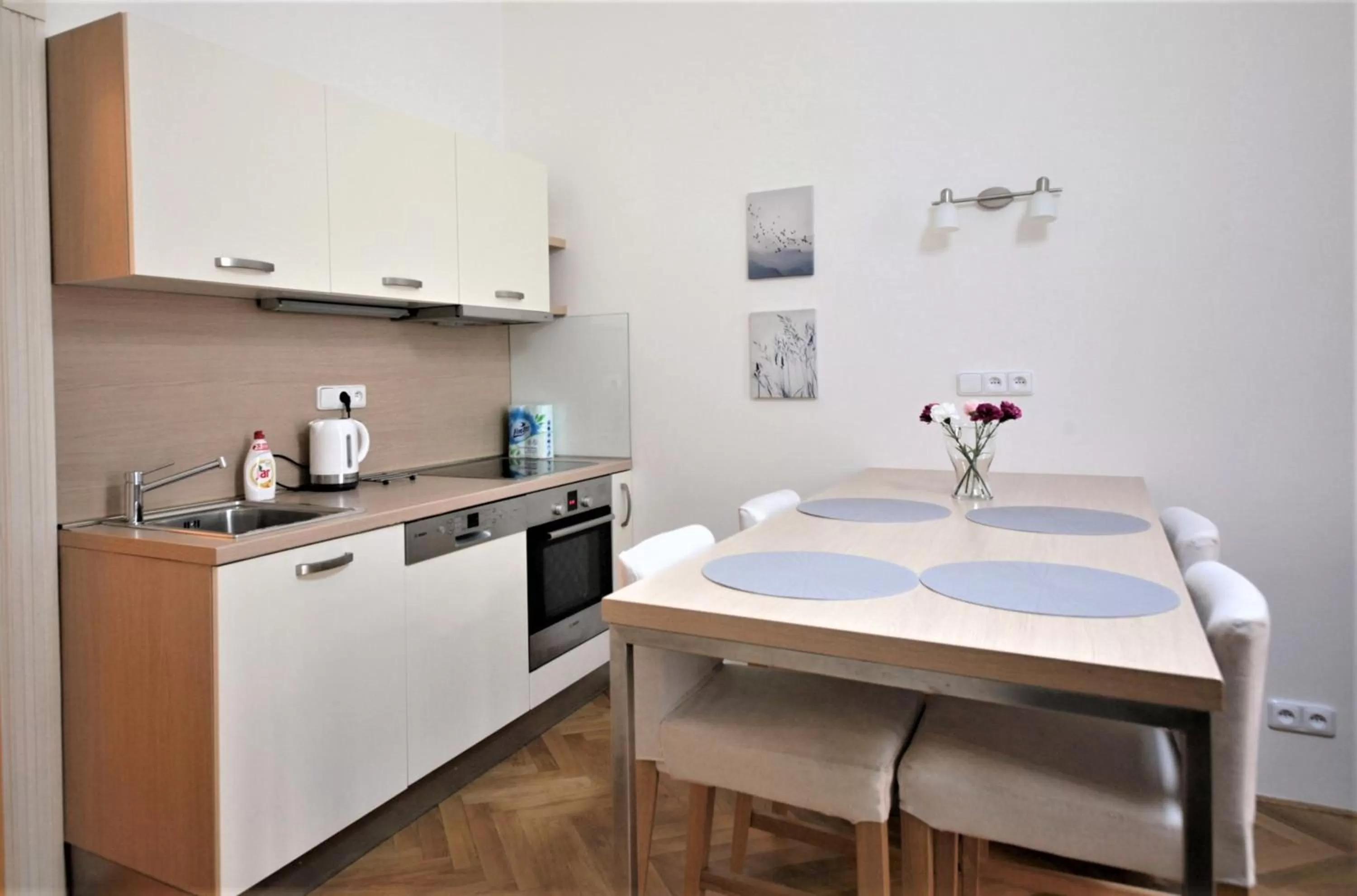 City Castle Aparthotel