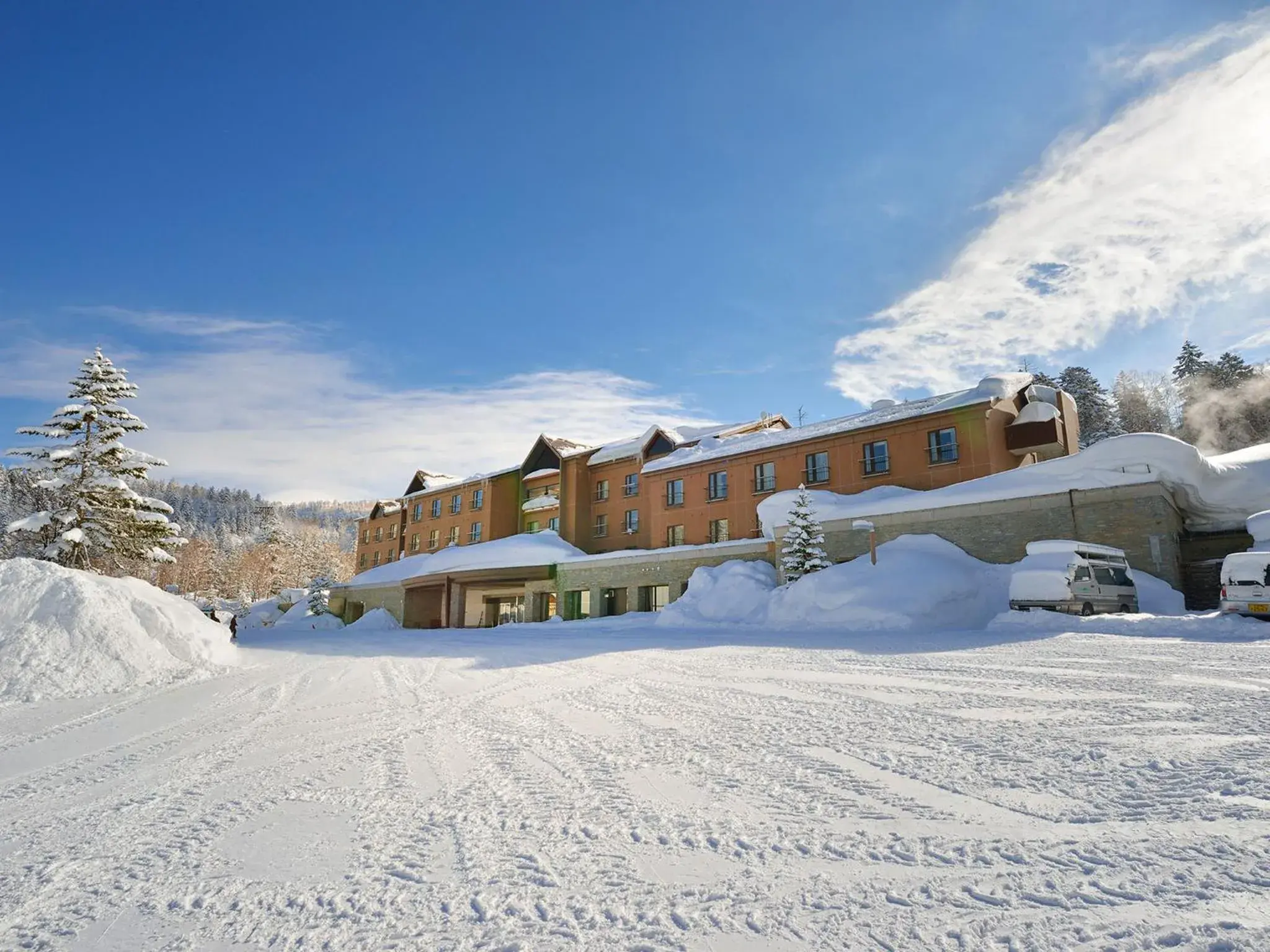 Facade/entrance, Winter in Asahidake Onsen Hotel Bear Monte