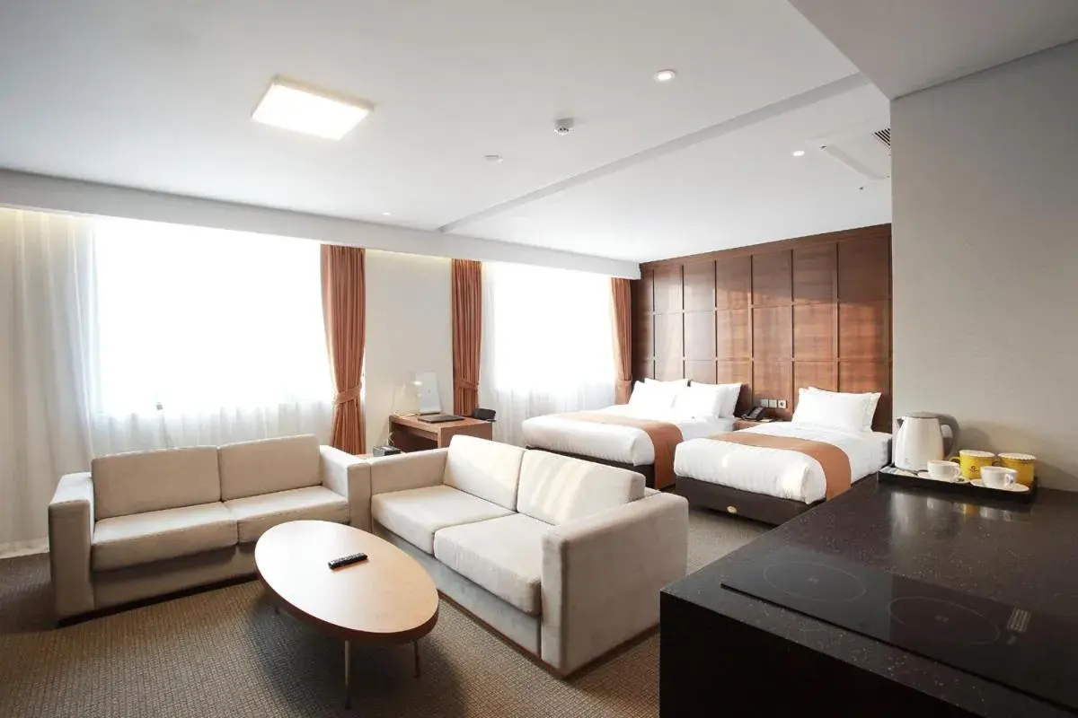 Deluxe Suite in Gangneung City Hotel Deluxe Suite in Gangneung City Hotel