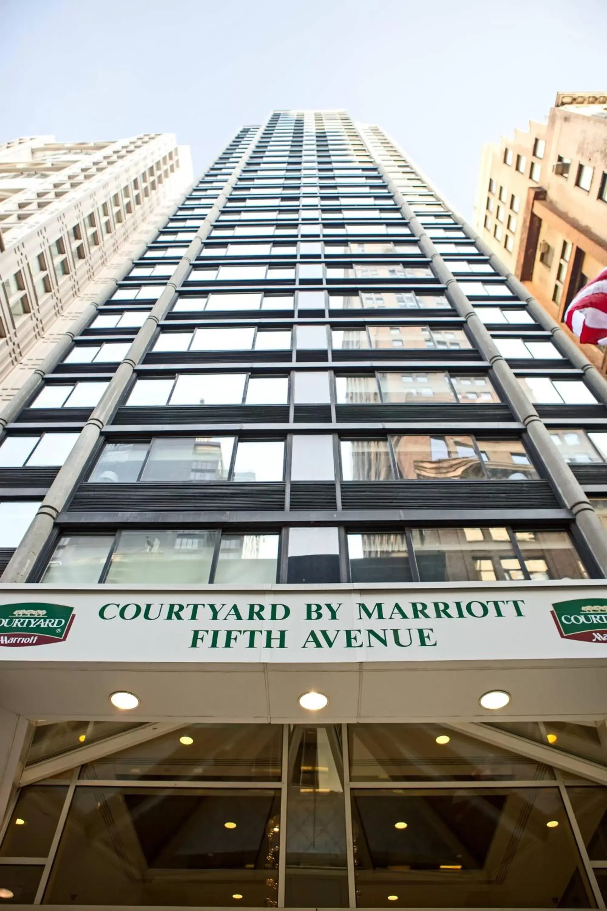 Property Building in Courtyard by Marriott New York Manhattan/ Fifth Avenue