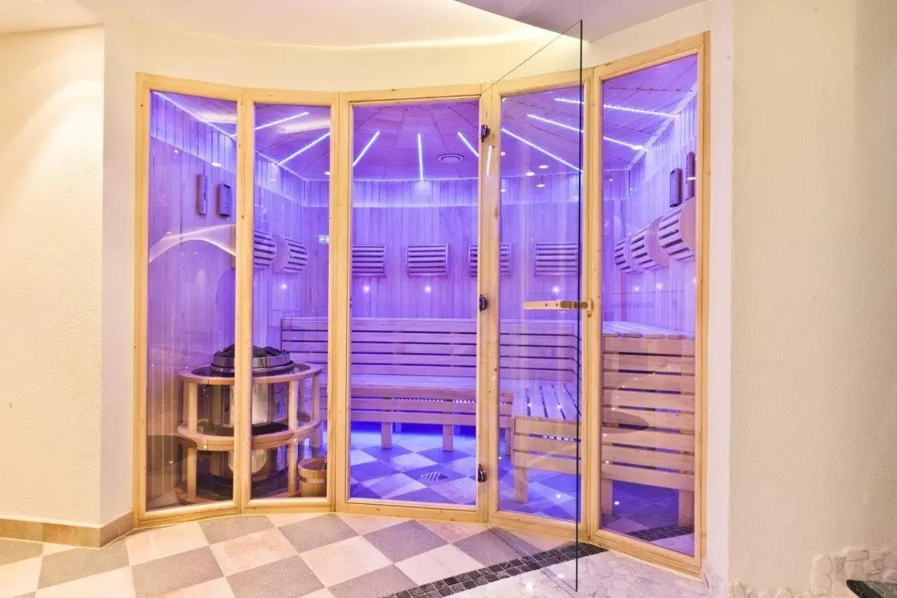 Spa and wellness centre/facilities in MONDI Resort und Chalet Oberstaufen