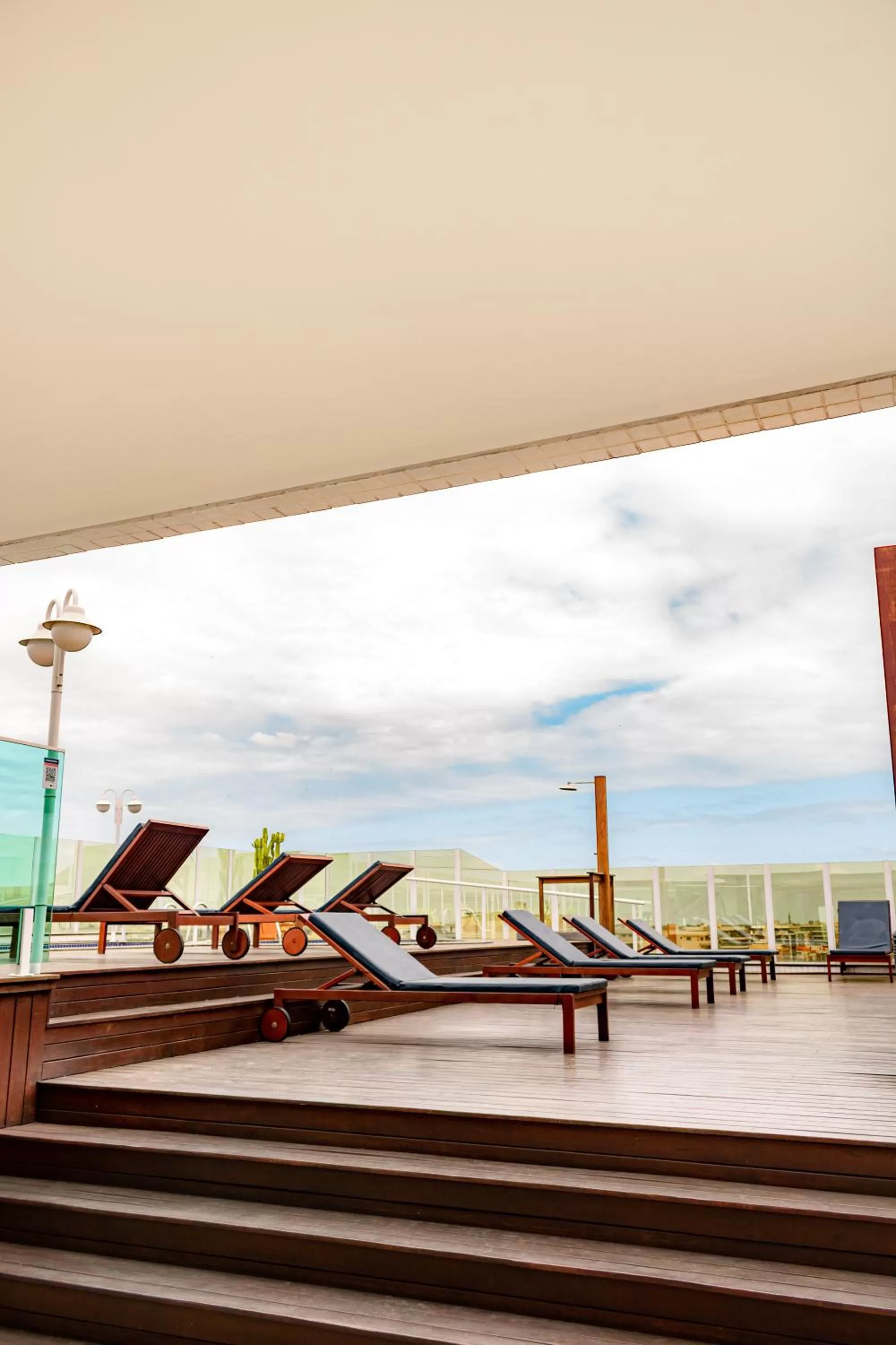 Swimming pool in Oásis Cabo Frio Hotel
