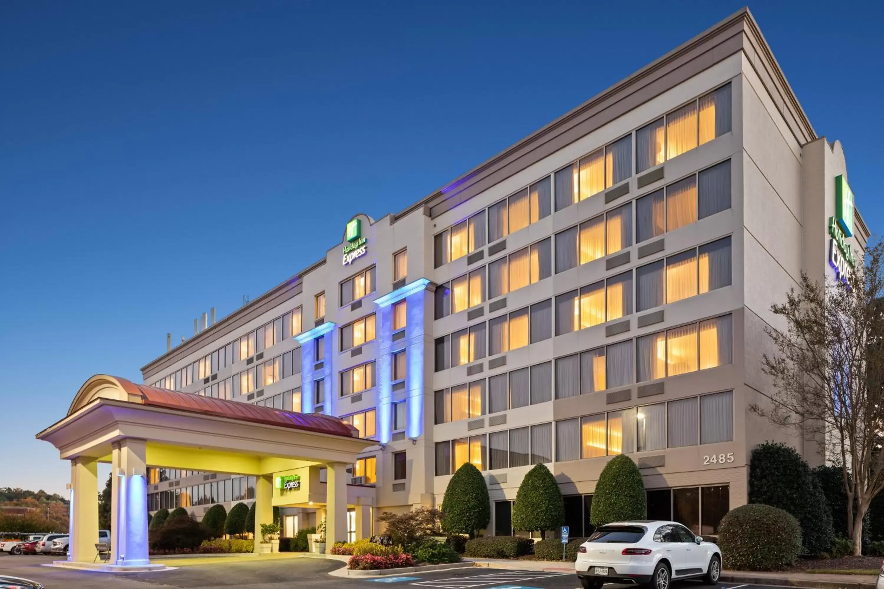 Property Building in Holiday Inn Express - Atlanta-Kennesaw, an IHG Hotel