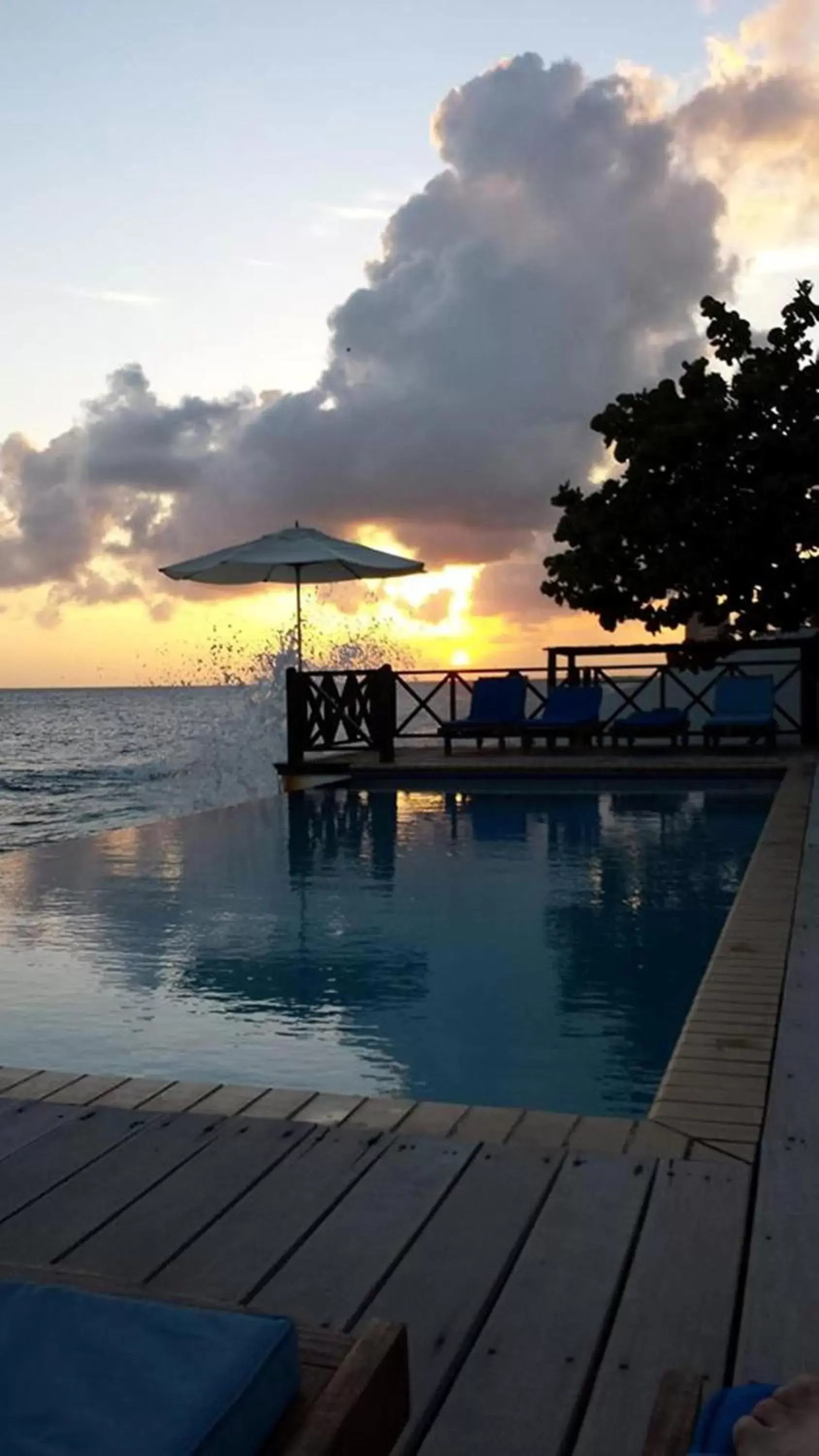 Swimming pool in Scuba Lodge & Suites Swimming pool in Scuba Lodge & Suites