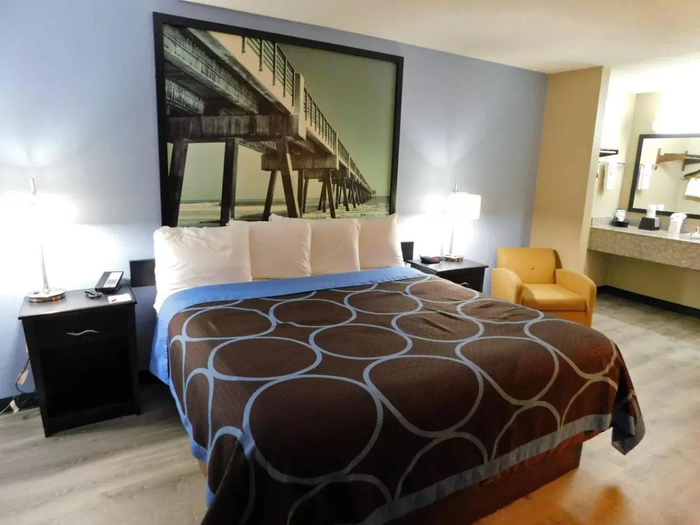 Bed in Super 8 by Wyndham Crestview Bed in Super 8 by Wyndham Crestview