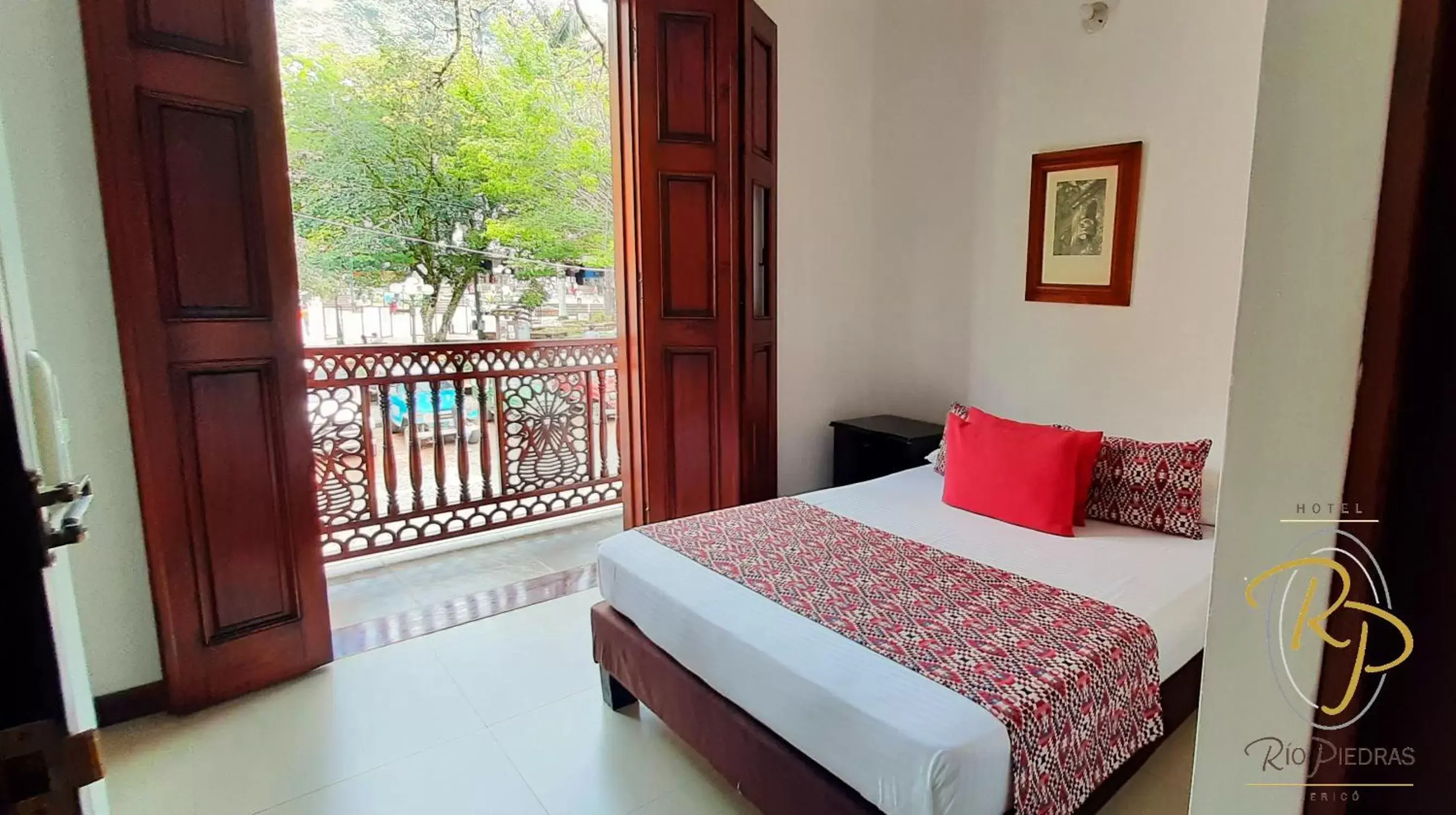 Double Room with Balcony in Hotel Rio Piedras Double Room with Balcony in Hotel Rio Piedras
