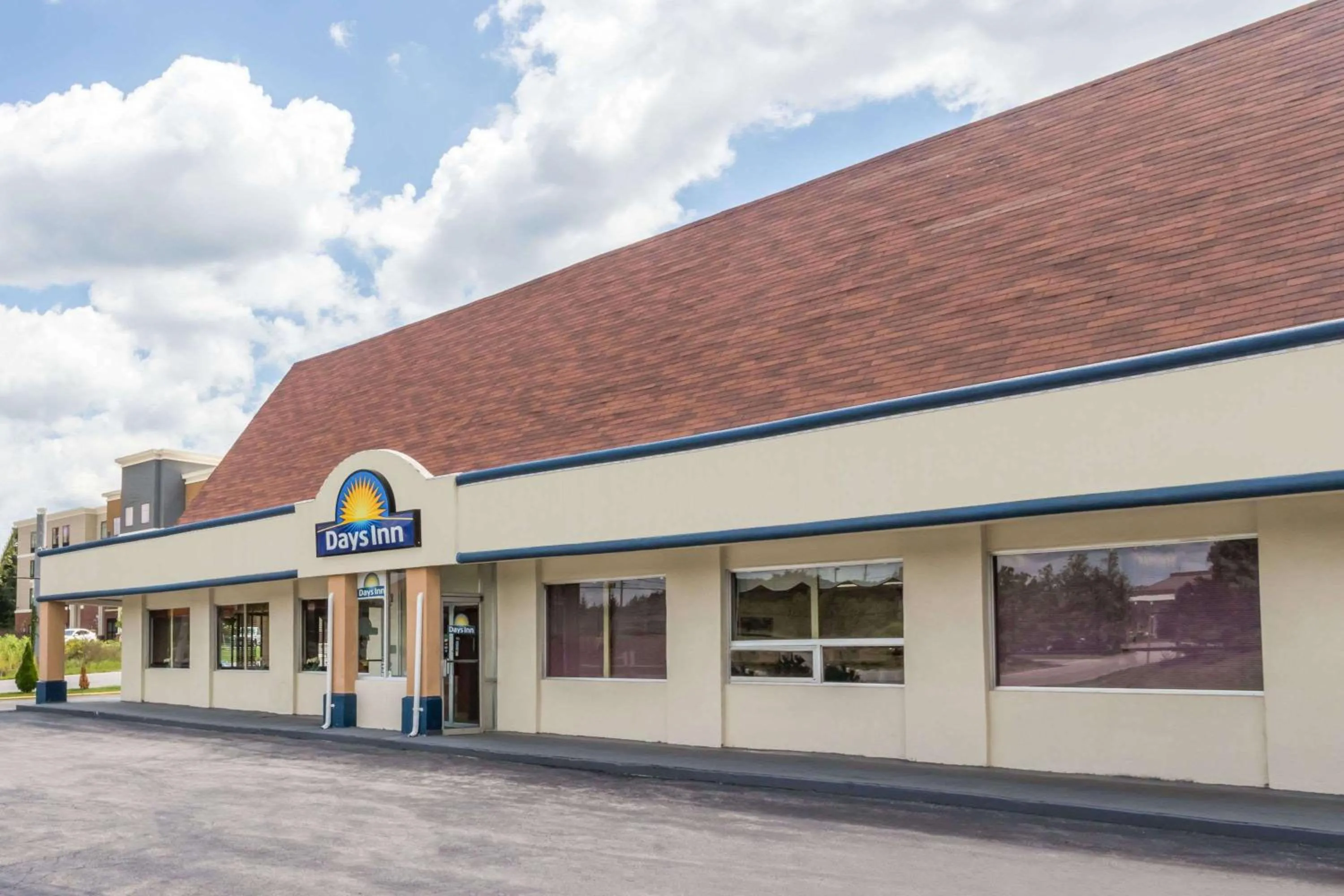 Property building in Days Inn by Wyndham Christiansburg
