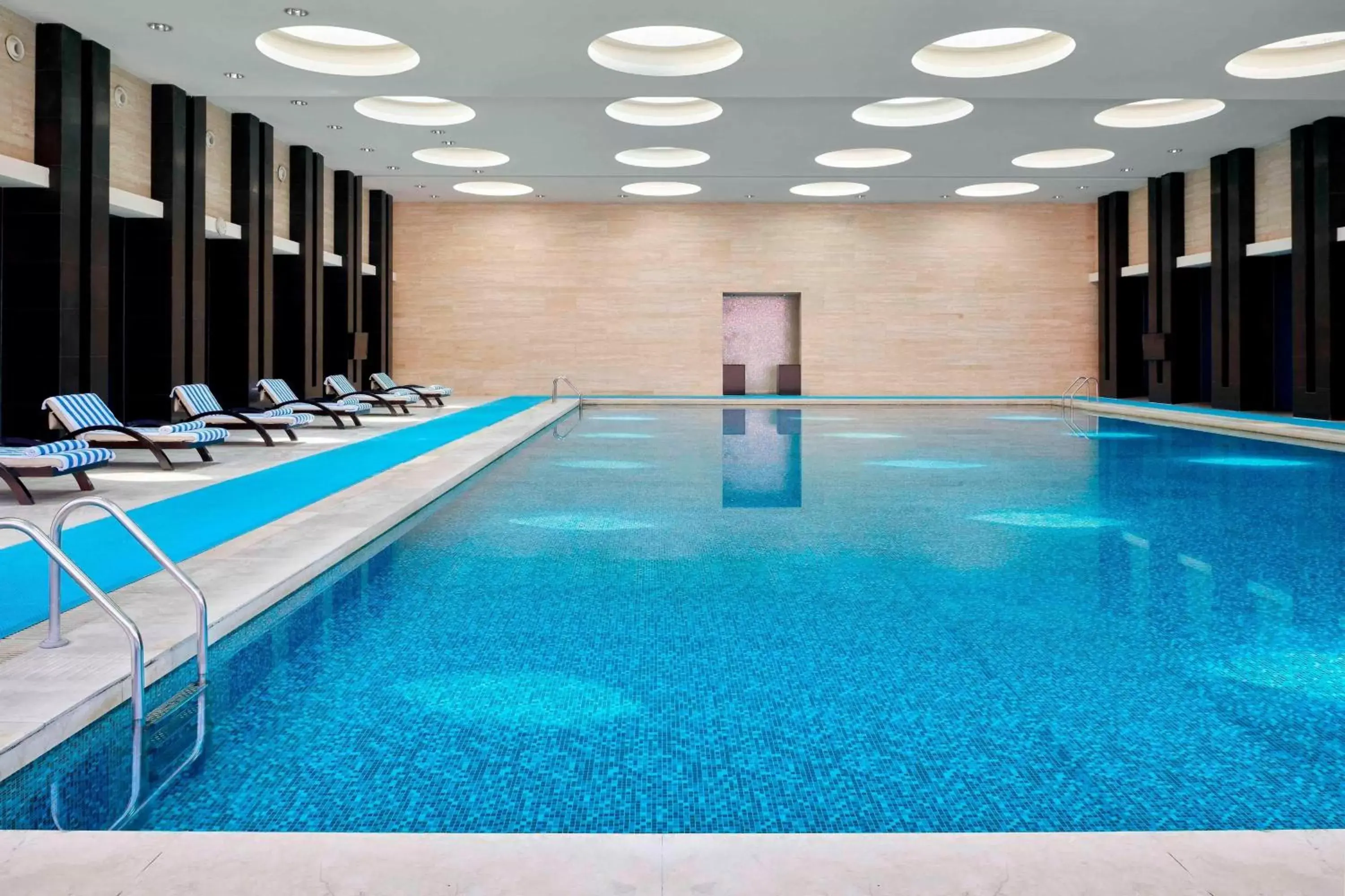 Swimming Pool in Sheraton Hohhot Hotel