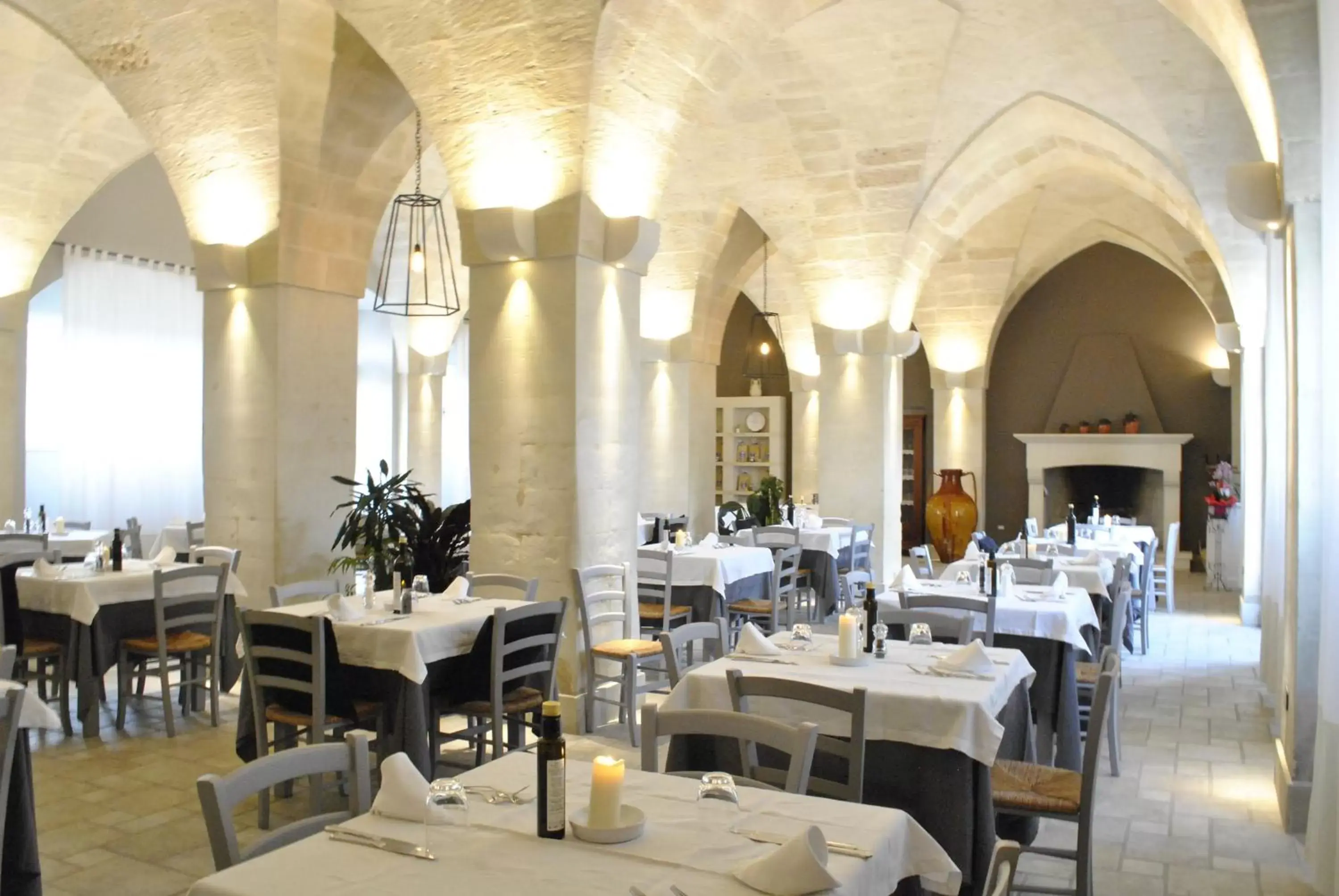 Restaurant/Places to Eat in Masseria Panareo