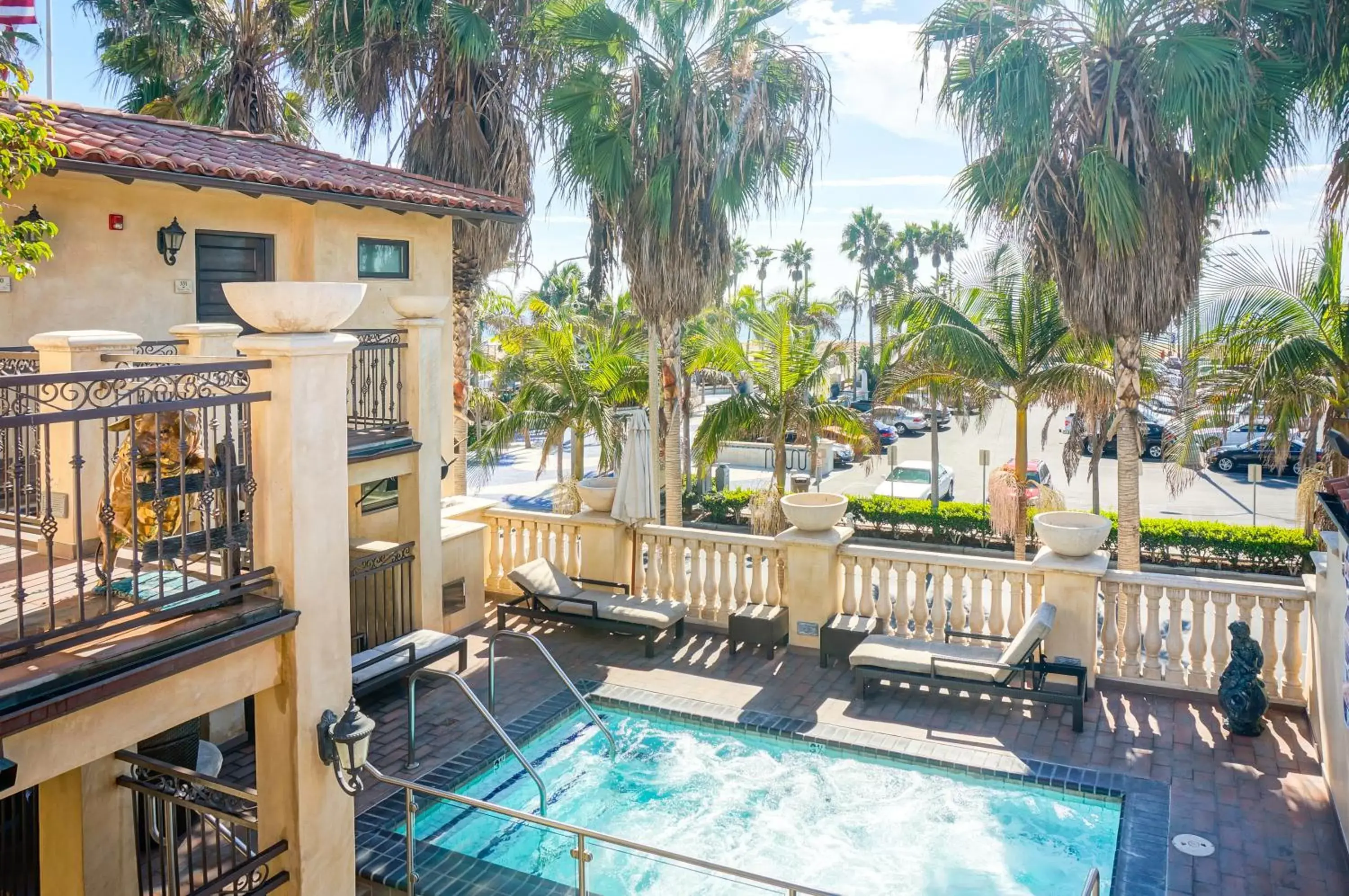 Spa and wellness centre/facilities, Pool View in Balboa Inn, On The Beach At Newport