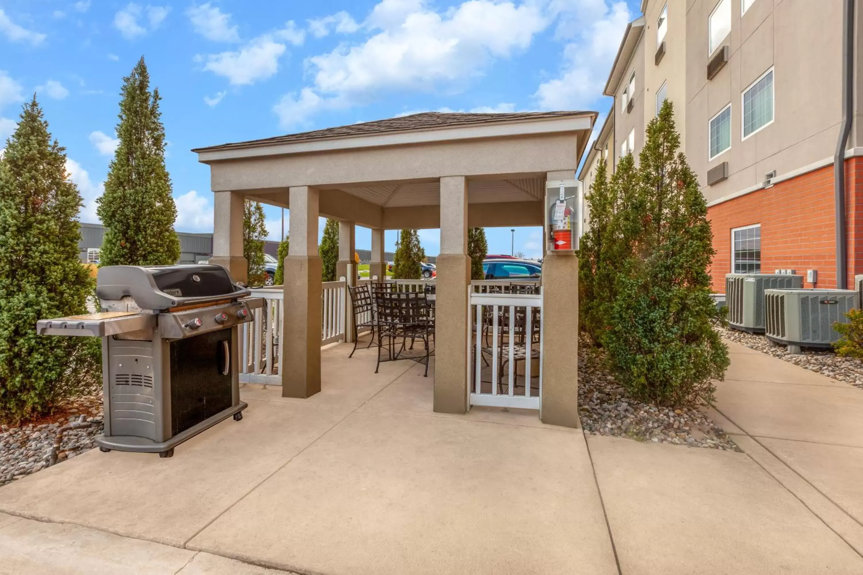 Other, BBQ Facilities in Candlewood Suites Kalamazoo, an IHG Hotel