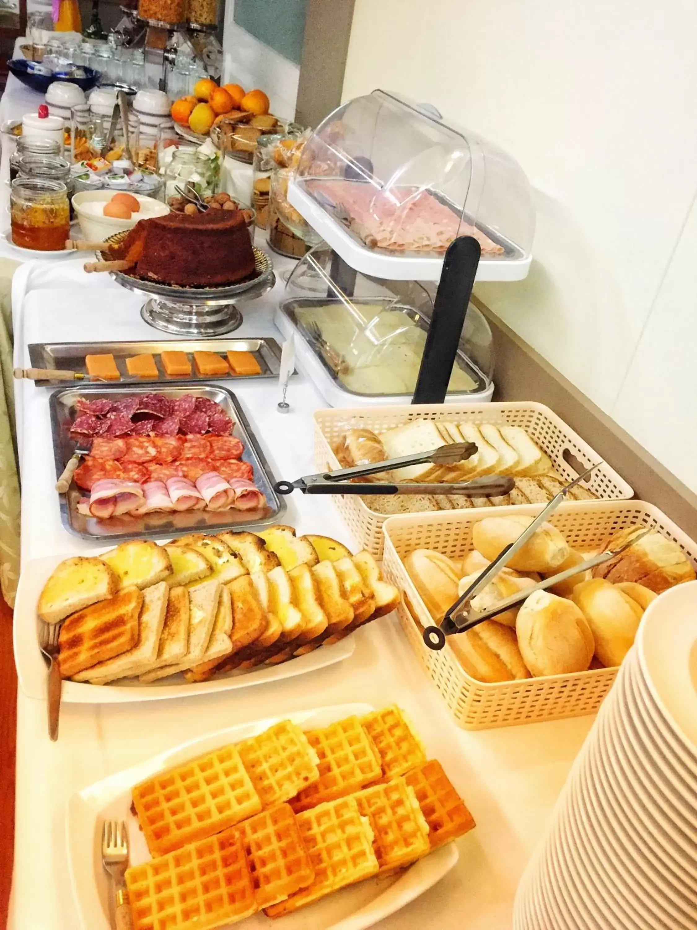 Buffet breakfast, Breakfast in Hotel Estalagem Turismo