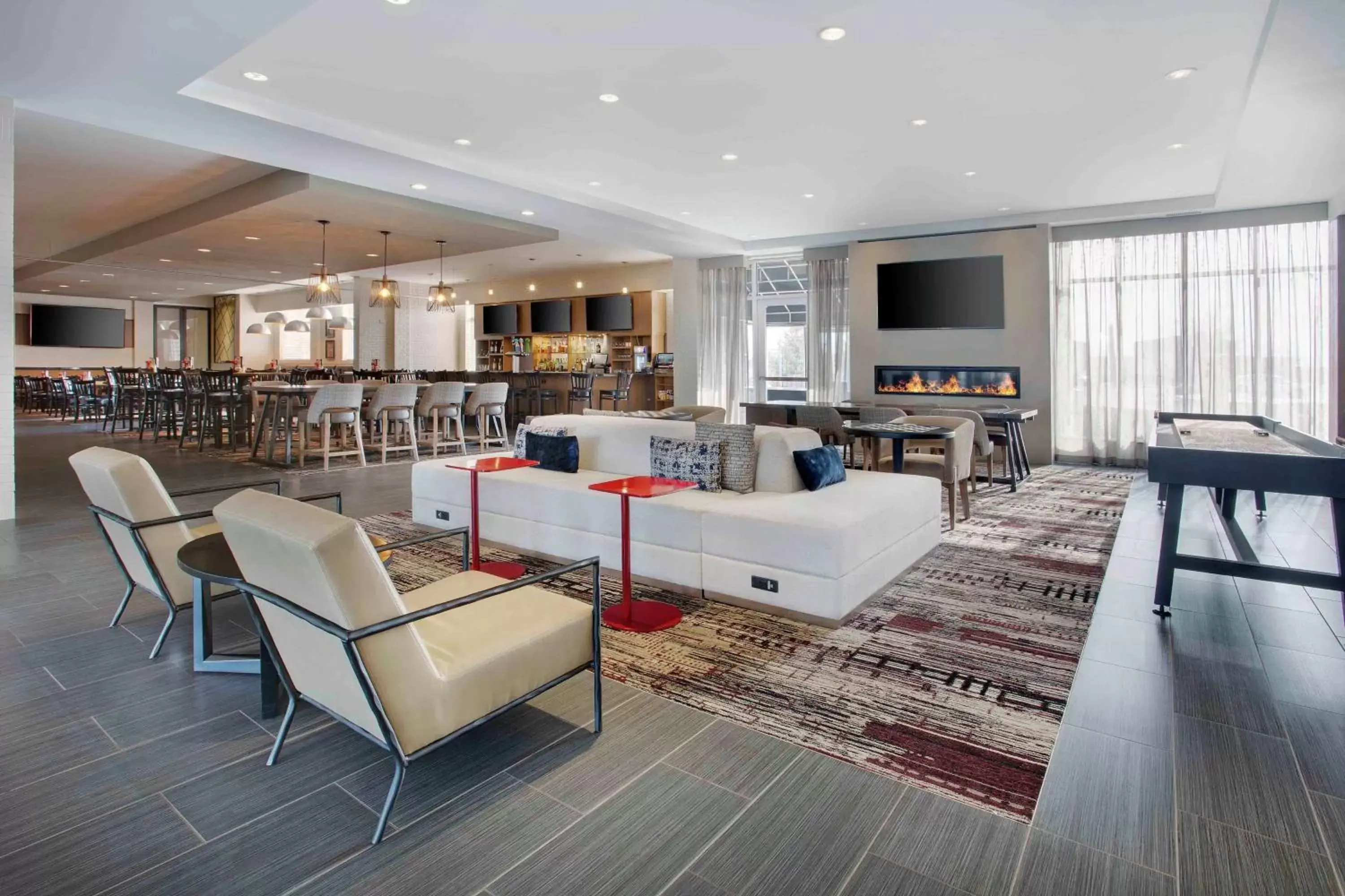 Lobby or reception in DoubleTree by Hilton Chicago Midway Airport, IL Lobby or reception in DoubleTree by Hilton Chicago Midway Airport, IL