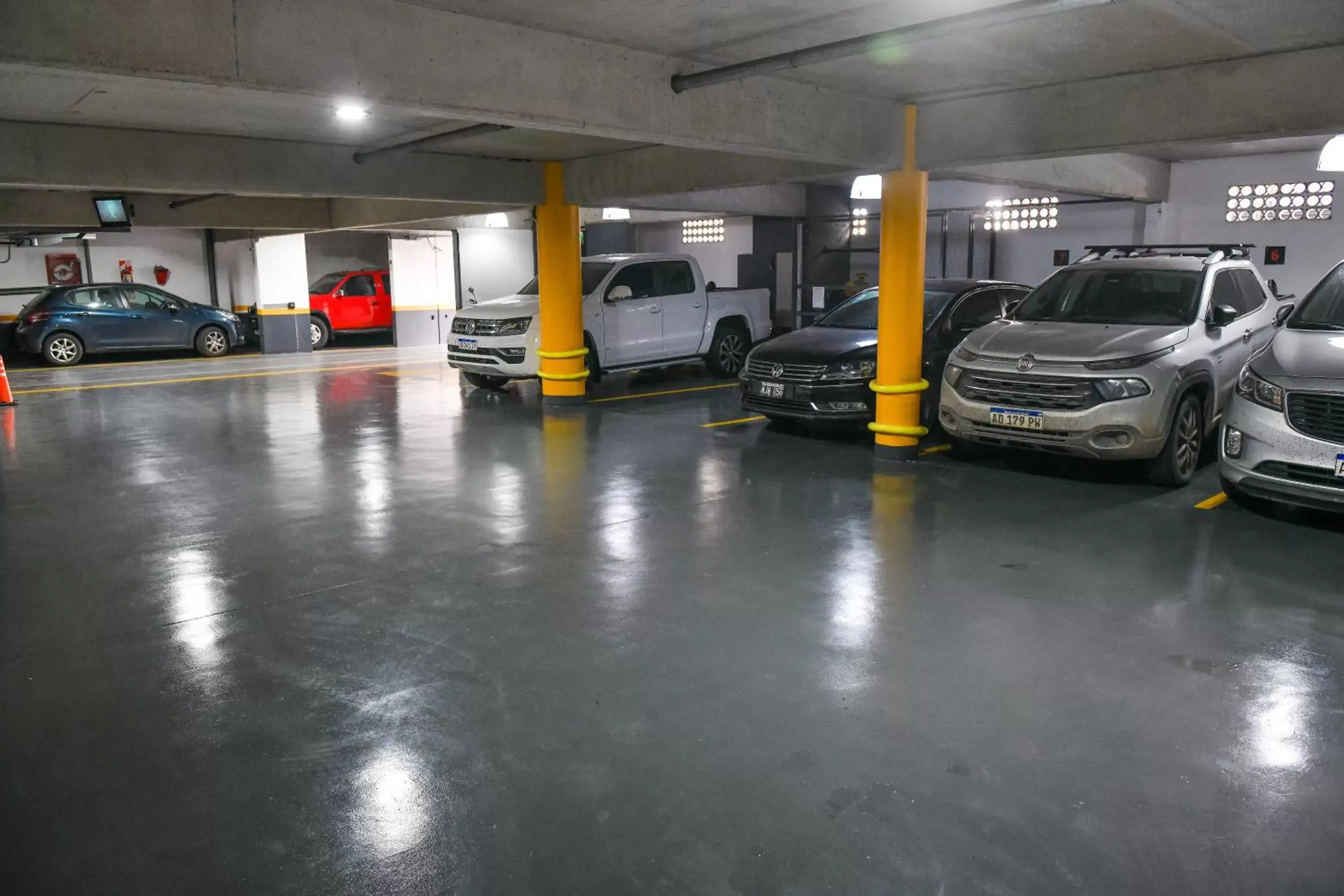 Parking in Hotel Denver Mar del Plata