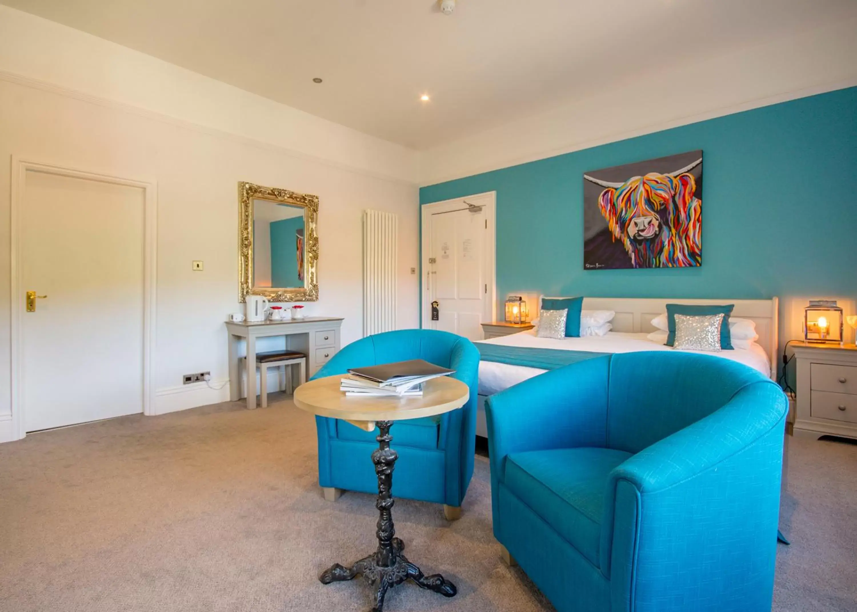 Bedroom, Seating Area in Coquetvale Hotel