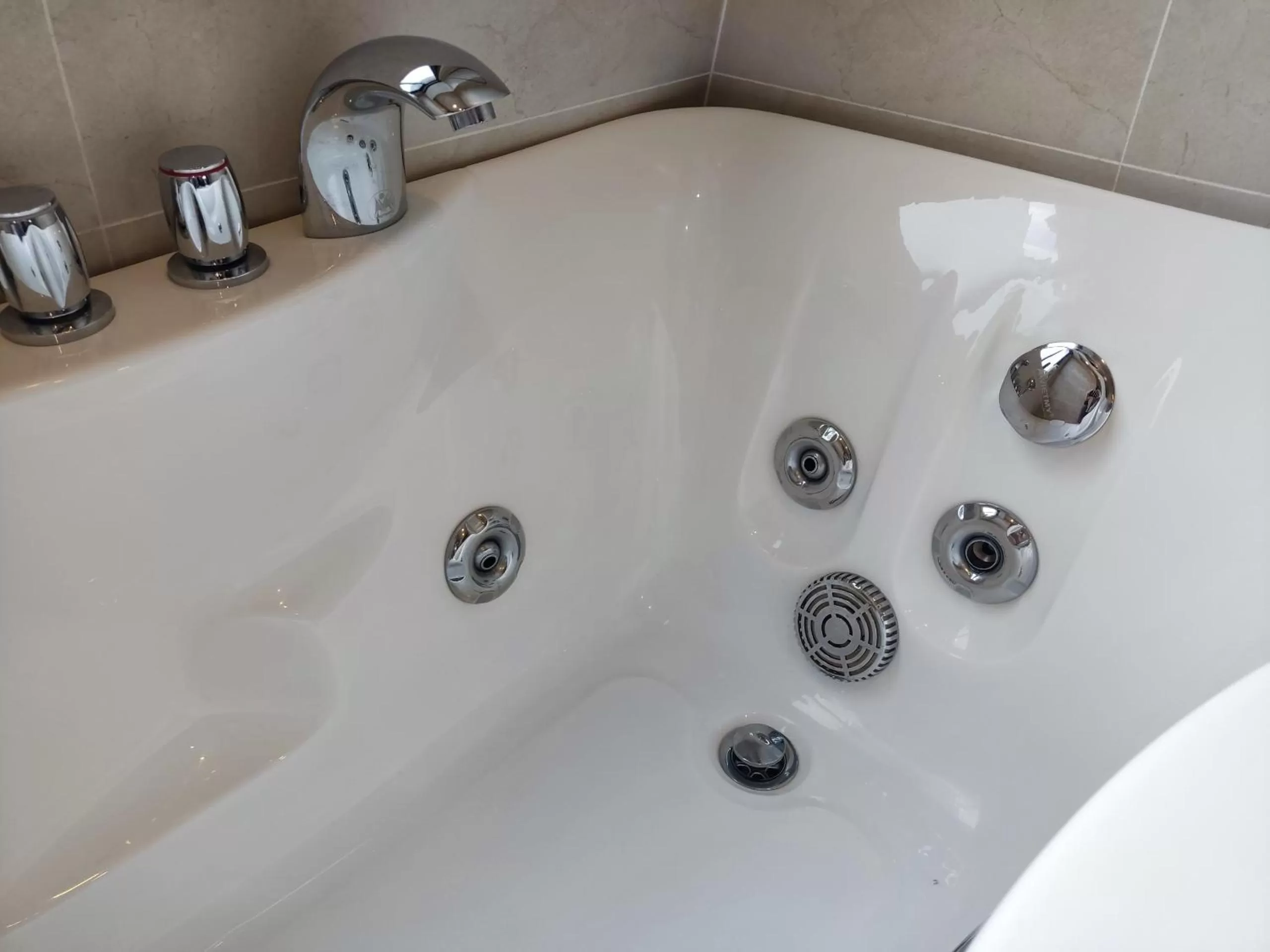 Hot Tub in GREENECO DA LAT HOTEL - Khách sạn Green Eco Đà Lạt