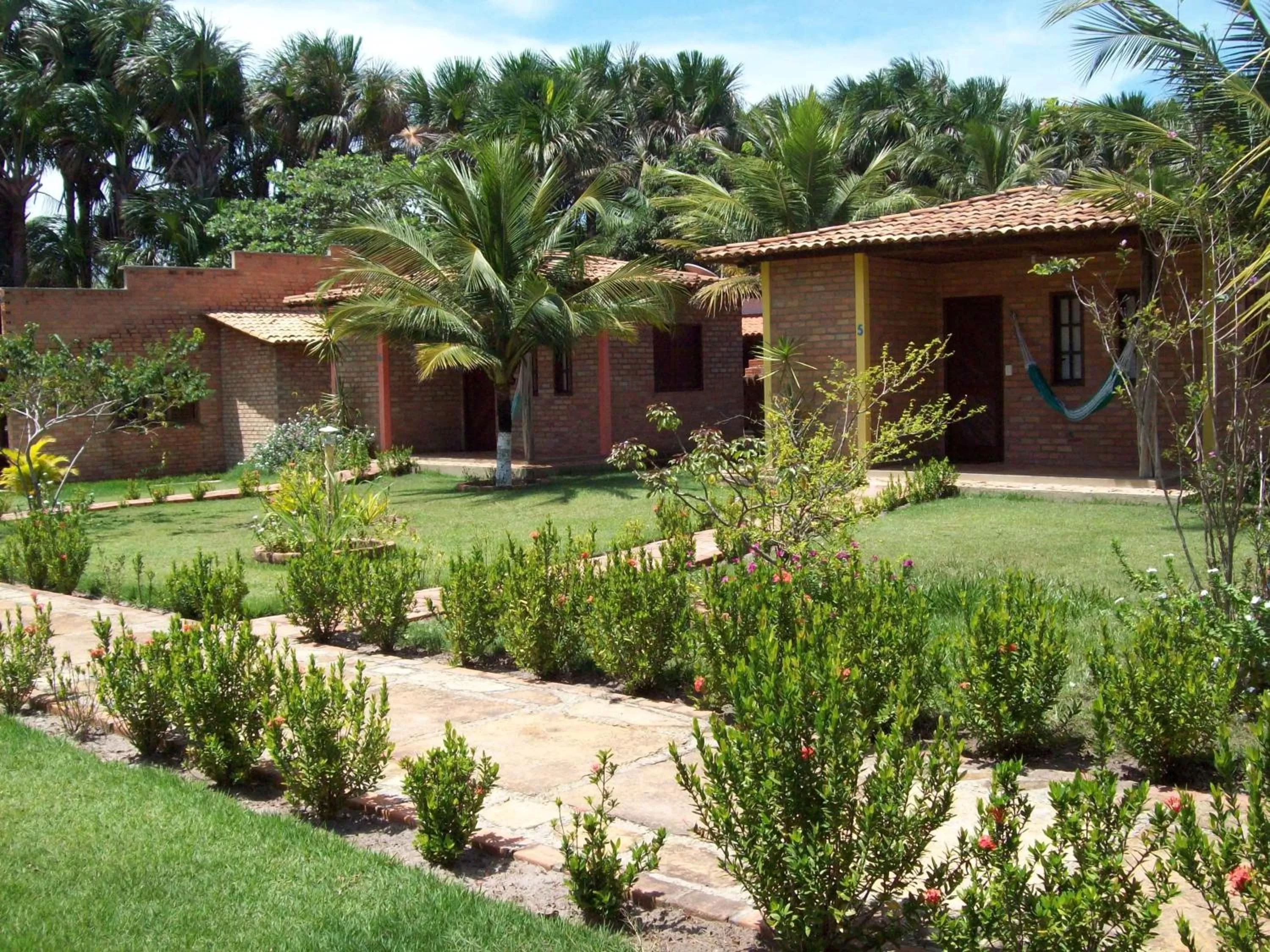 Facade/entrance, Property Building in Pousada do Riacho