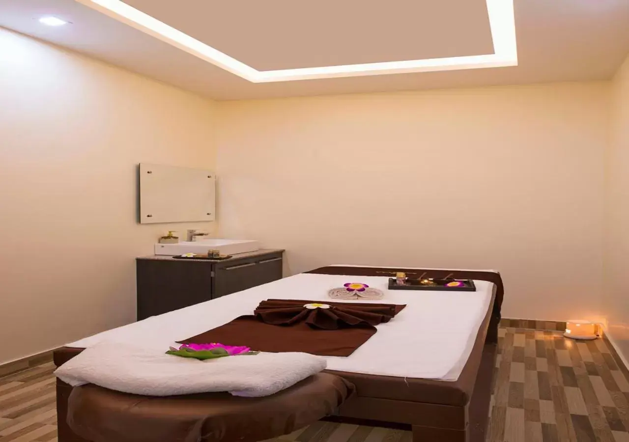 Spa and wellness centre/facilities, Spa/Wellness in Clarks Inn Suites Katra