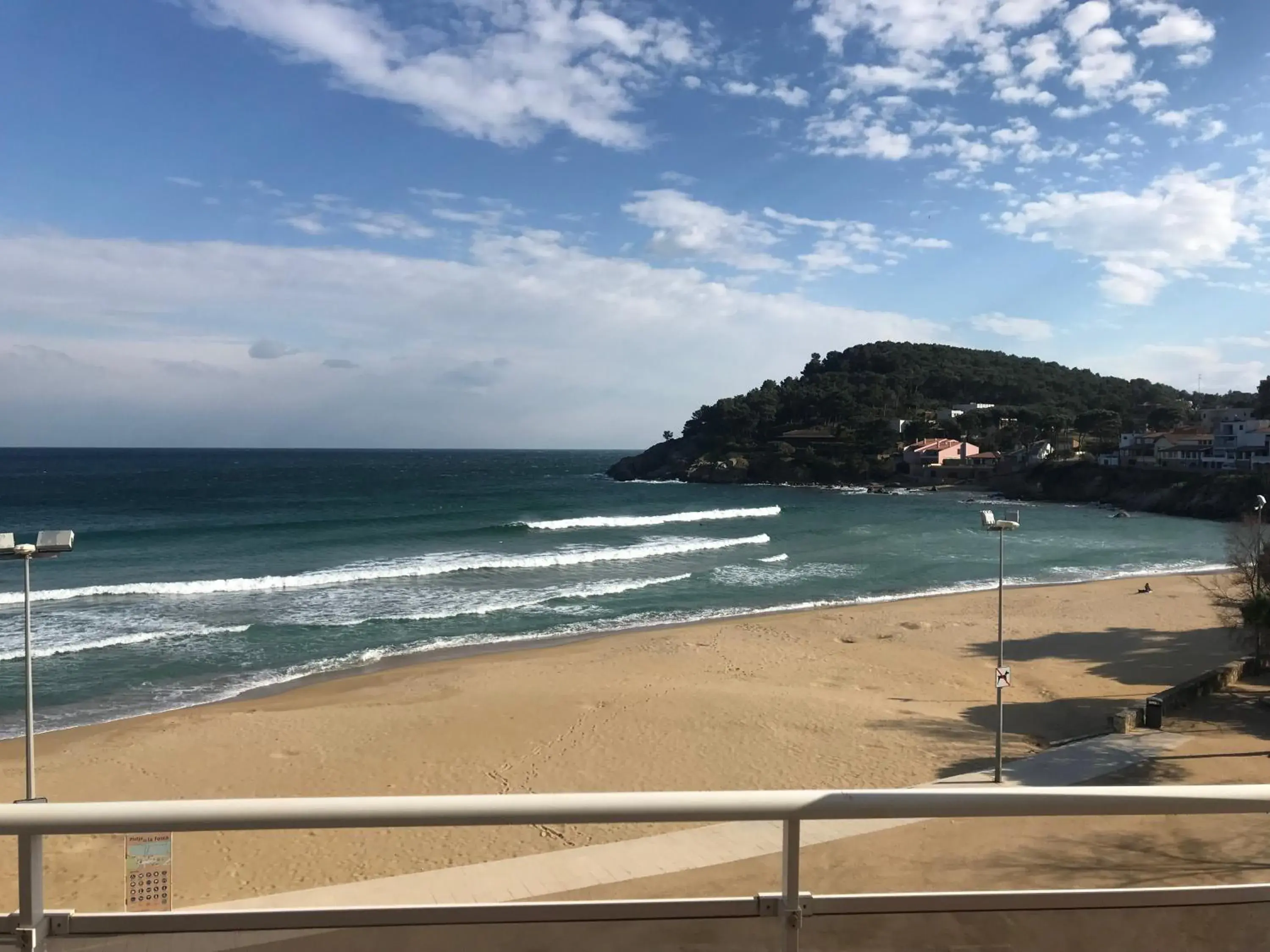 Balcony/Terrace, Beach in Hostal La Fosca