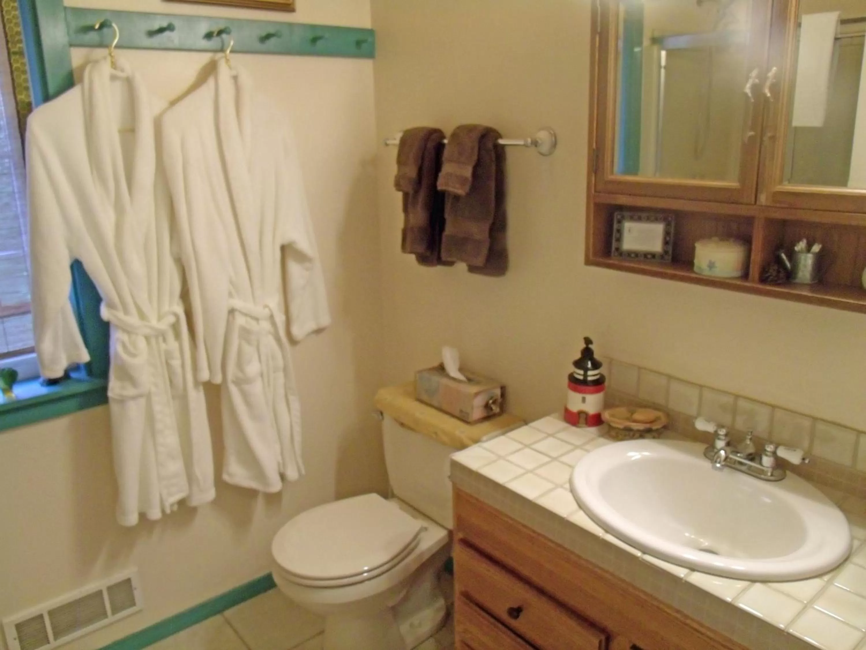 Bathroom in Inn to the Woods