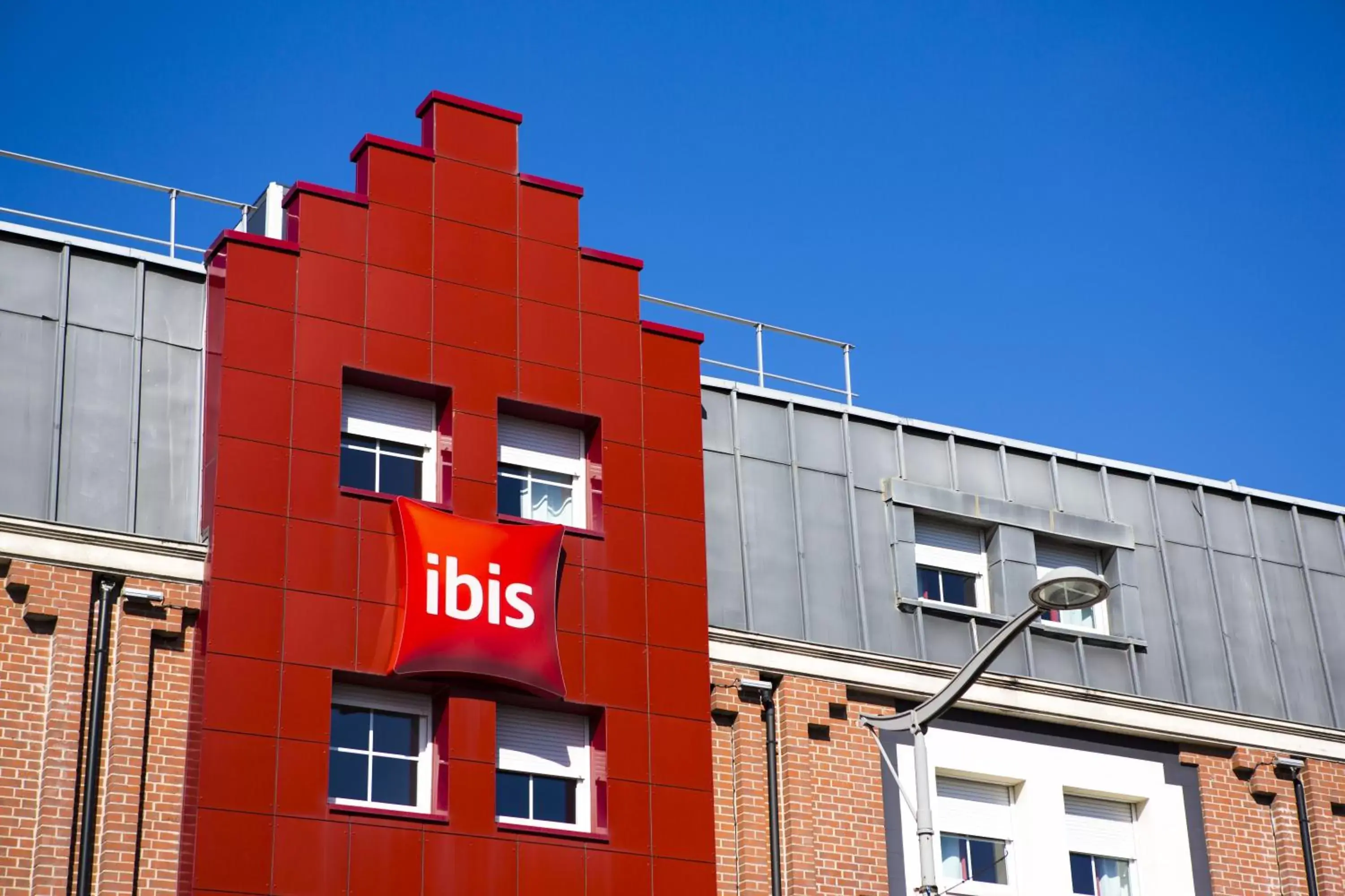 Facade/entrance, Property Building in ibis Lille Lomme Centre