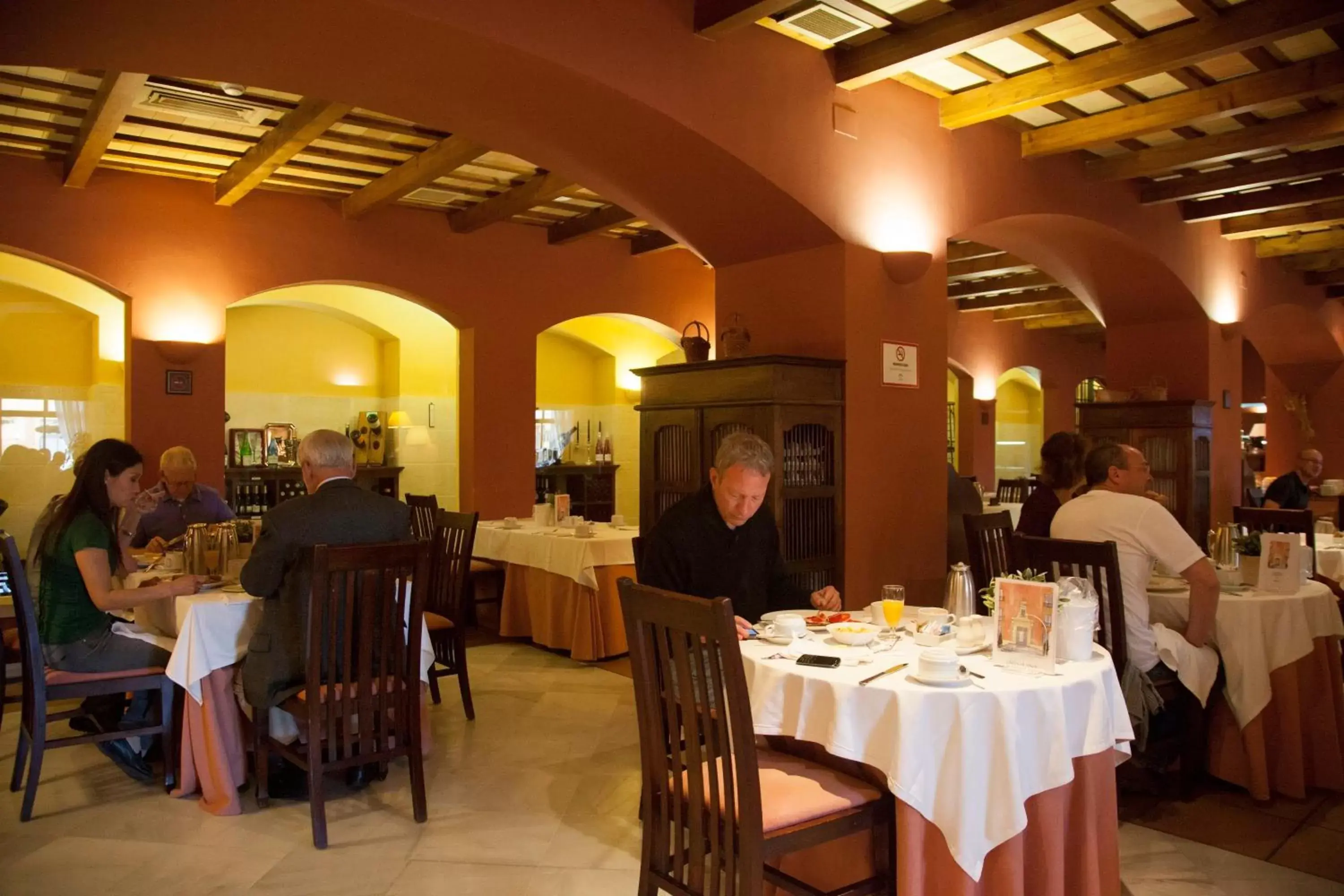 People, Restaurant/Places to Eat in Hotel Duque de Najera