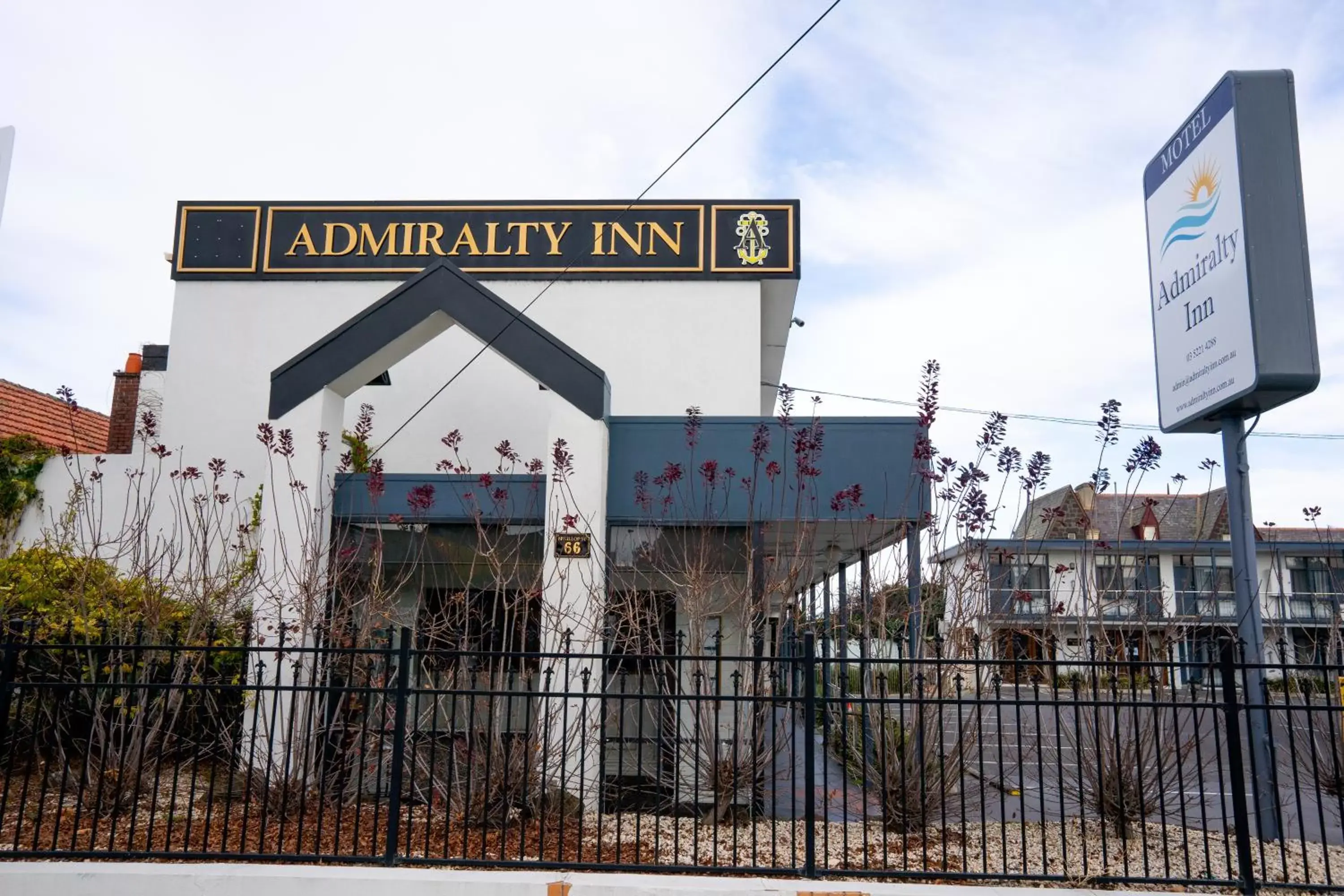 Property logo or sign, Property Building in Admiralty Inn