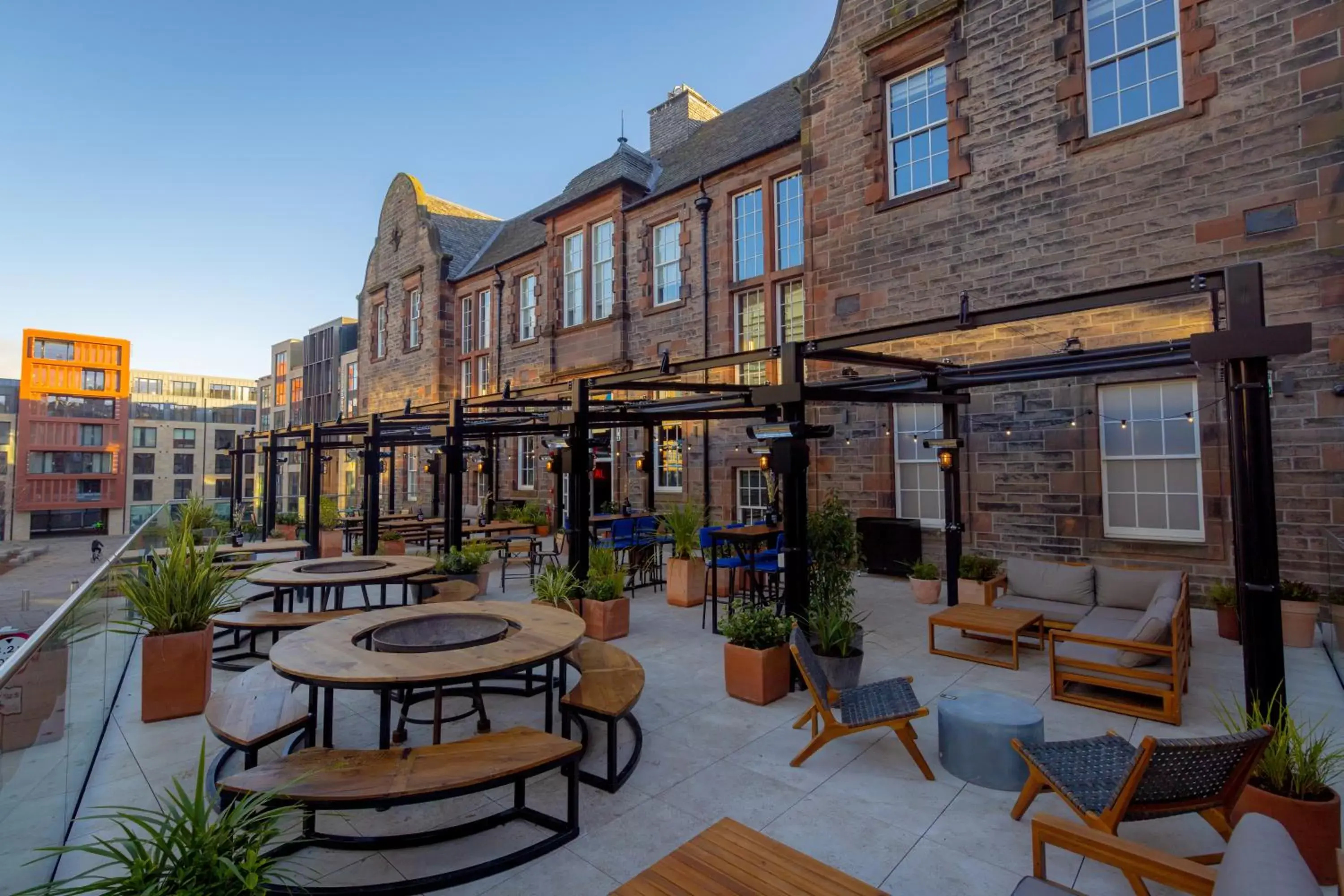 Balcony/Terrace, Restaurant/Places to Eat in BrewDog DogHouse Edinburgh