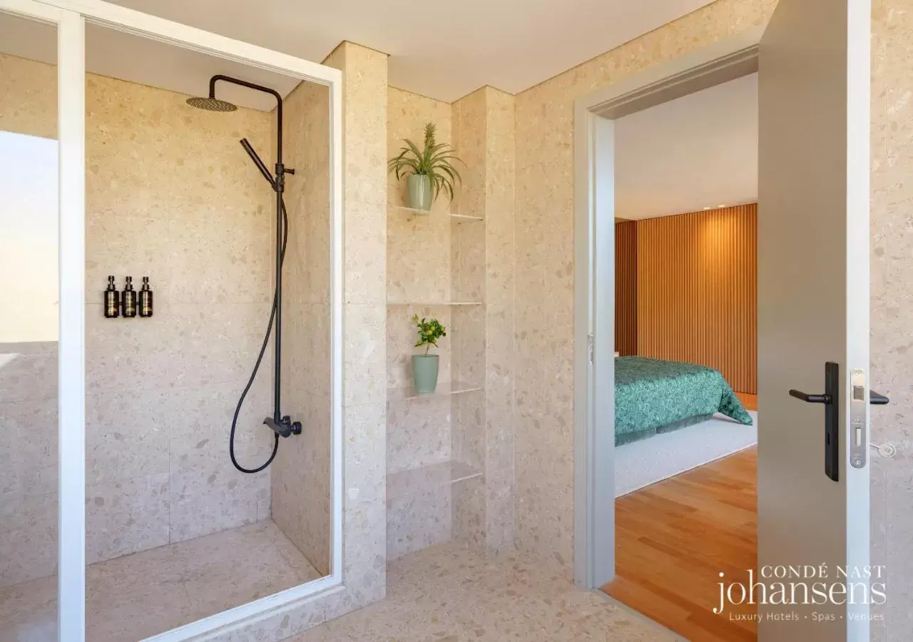 Bathroom in Pure Monchique Hotel - by Unlock Hotels
