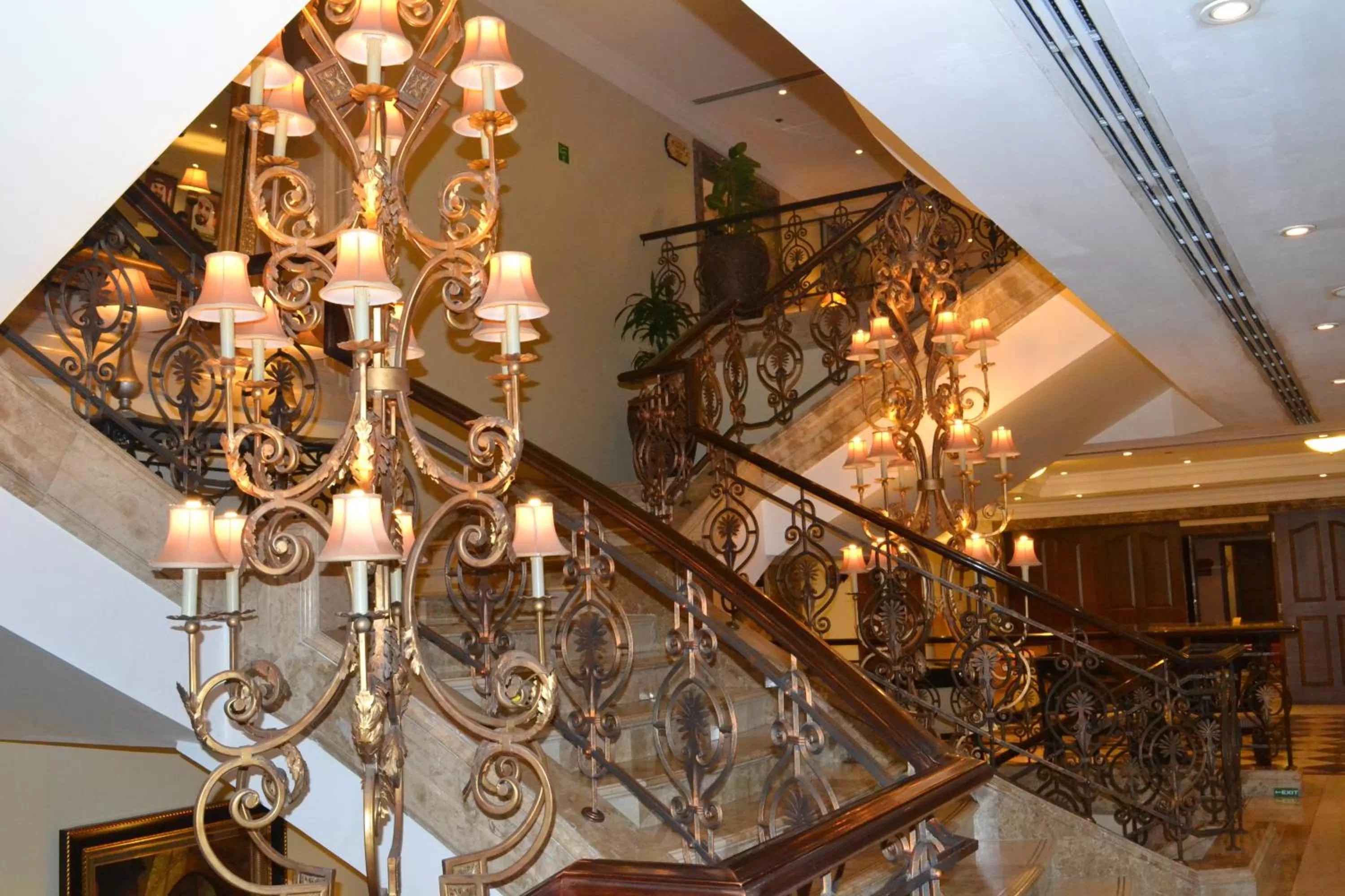 Lobby or reception in Sheraton Khalidiya Hotel