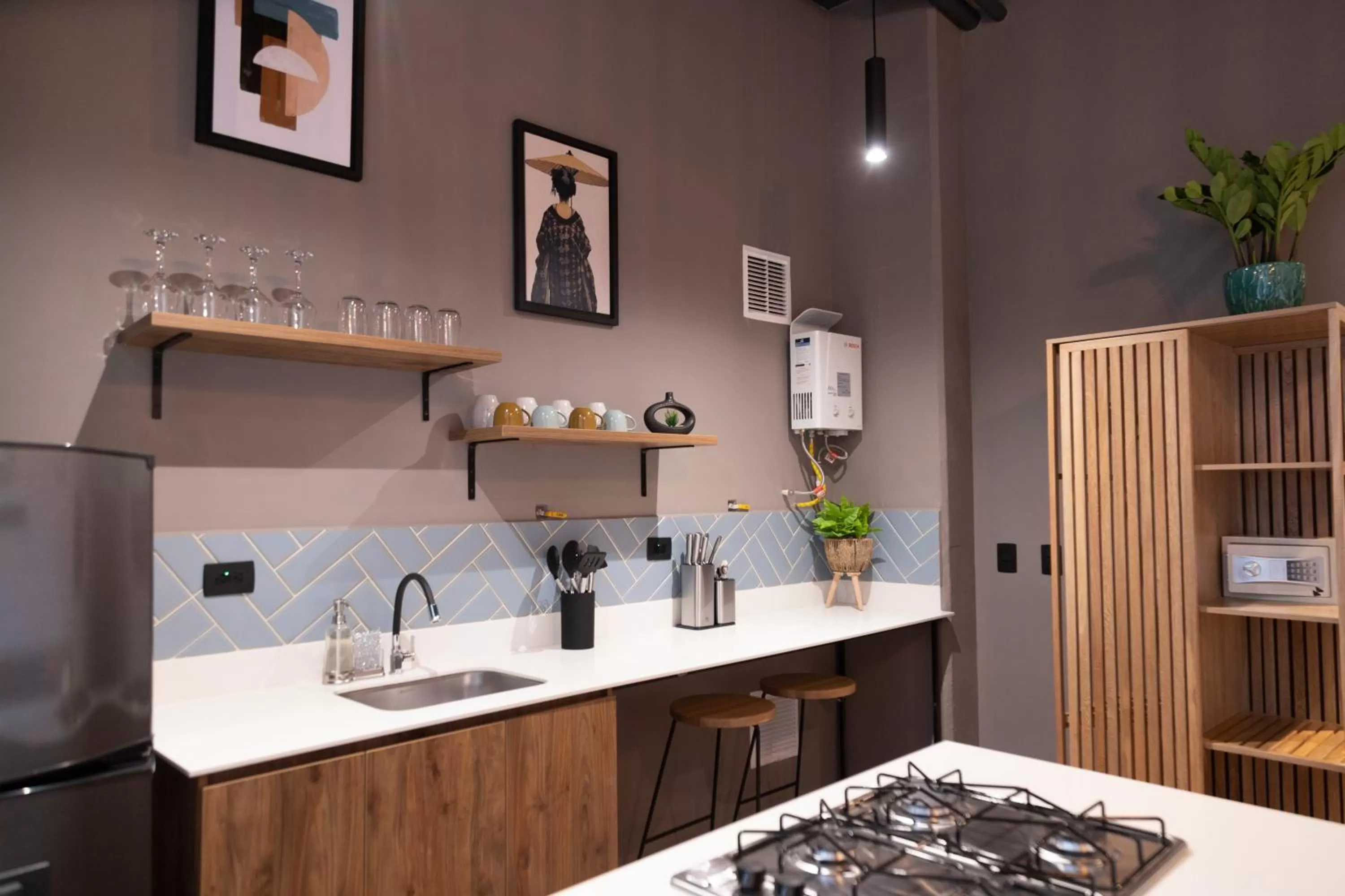 Kitchen or kitchenette in Royal Living Poblado