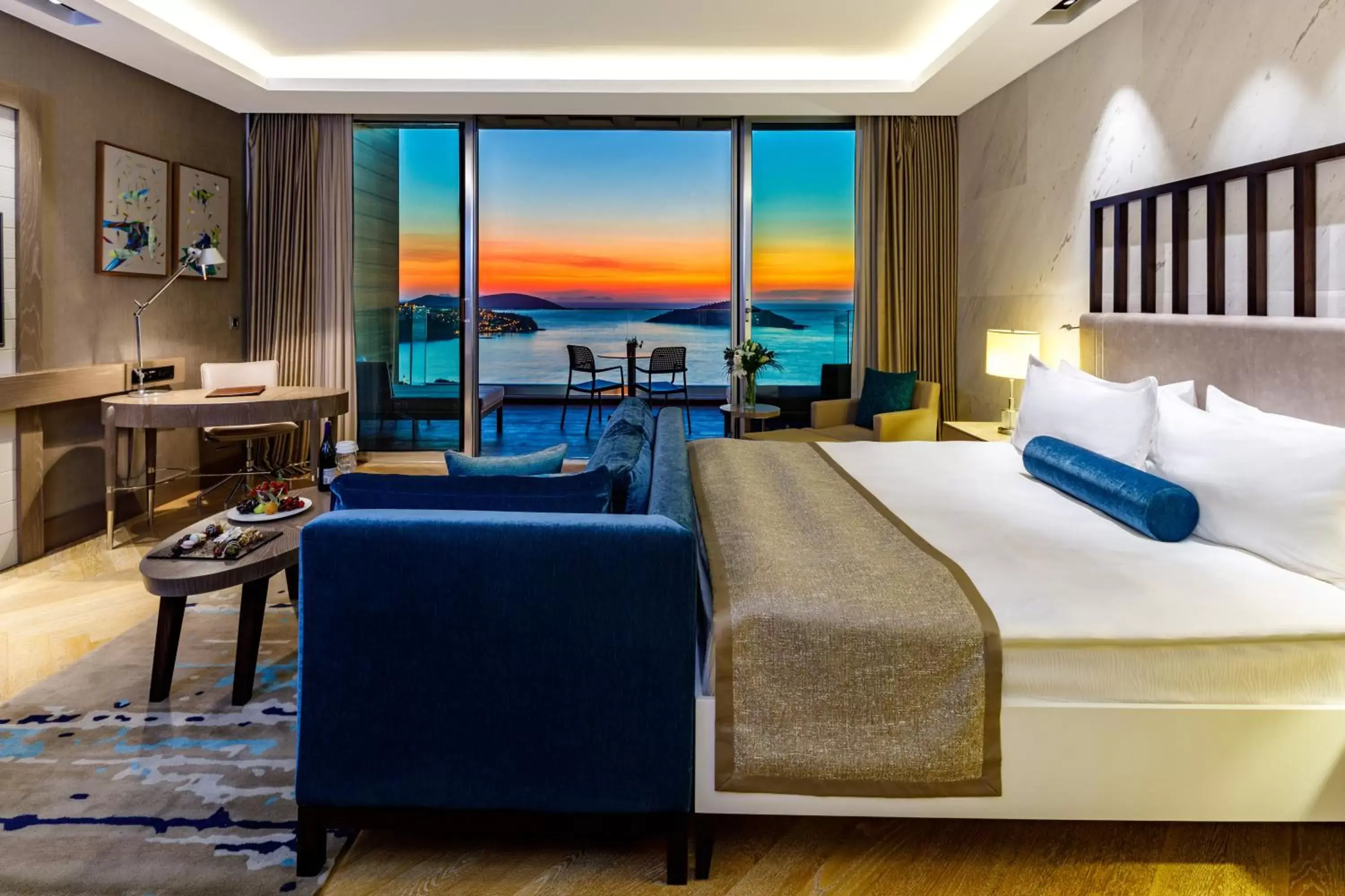 Bed in Sirene Luxury Hotel Bodrum