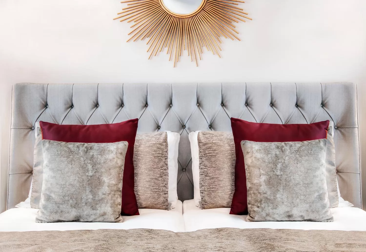 Bed in Royal Manotel