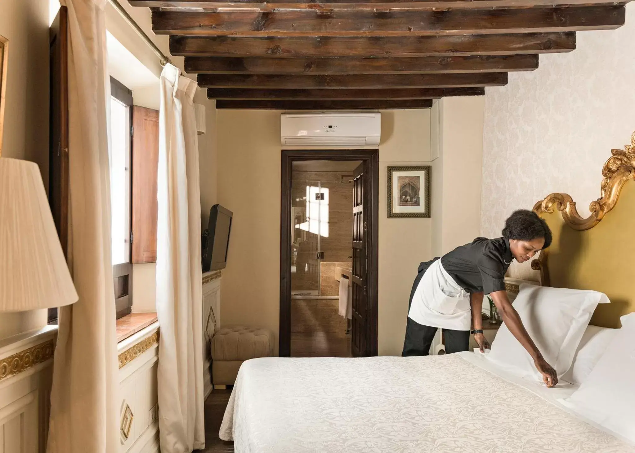 Bed in Hotel Casa 1800 Granada