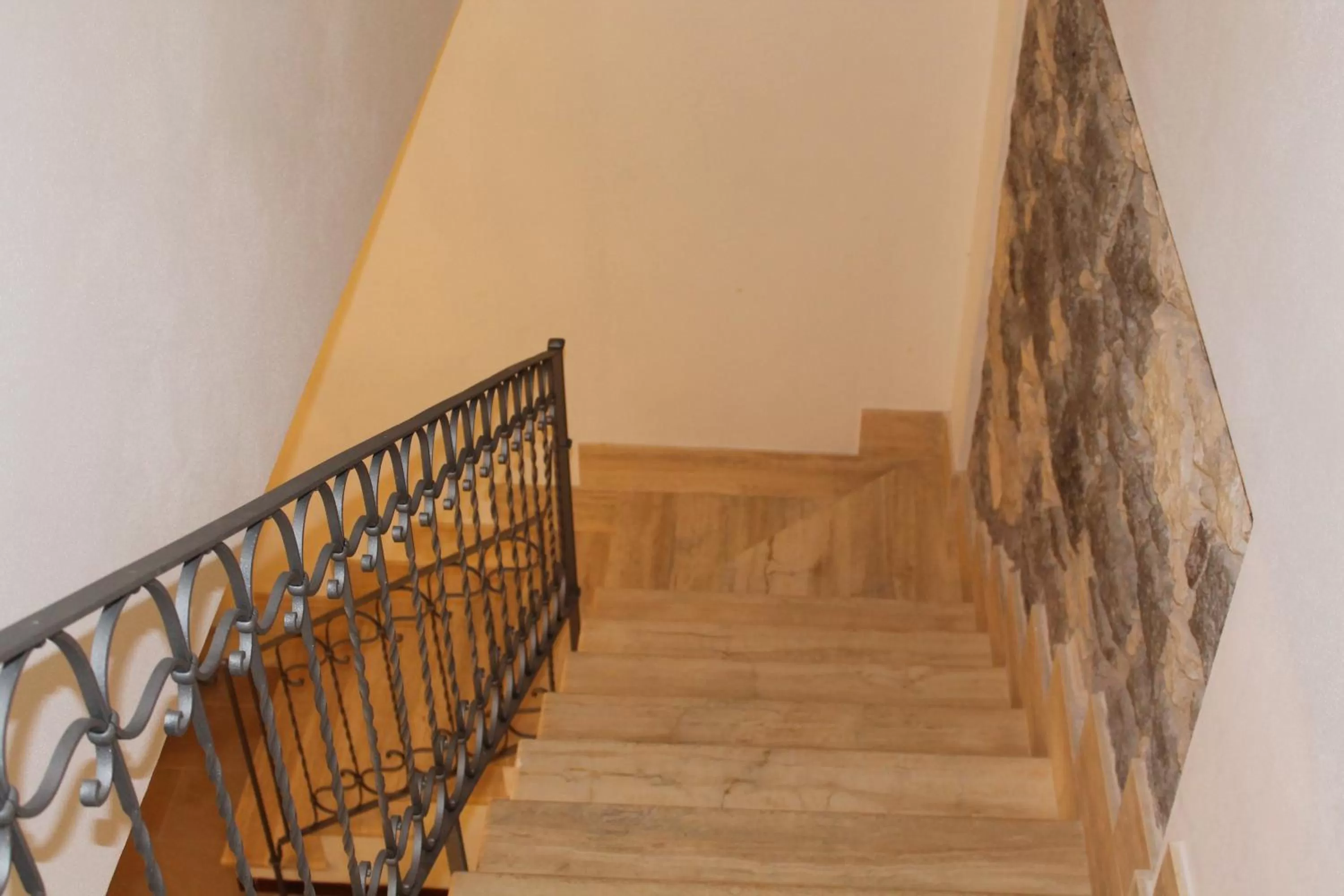 Decorative detail in B&B Danonna