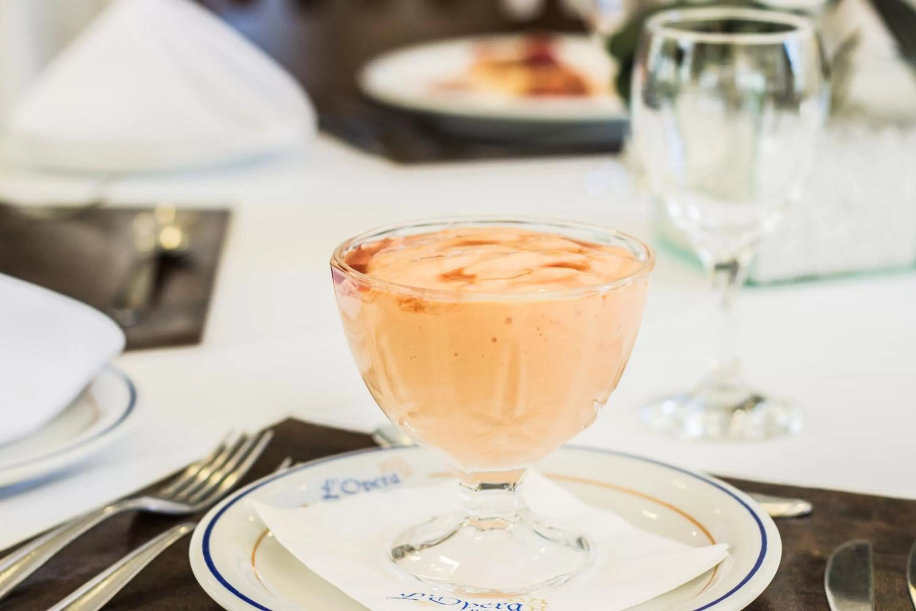 Restaurant/places to eat in L'Opera Hotel