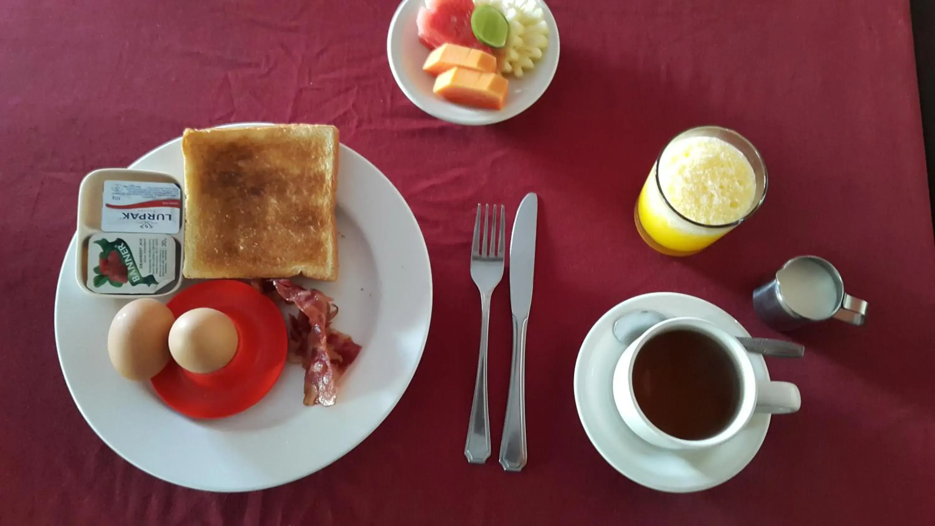 Food and drinks, Breakfast in La Walon Hotel
