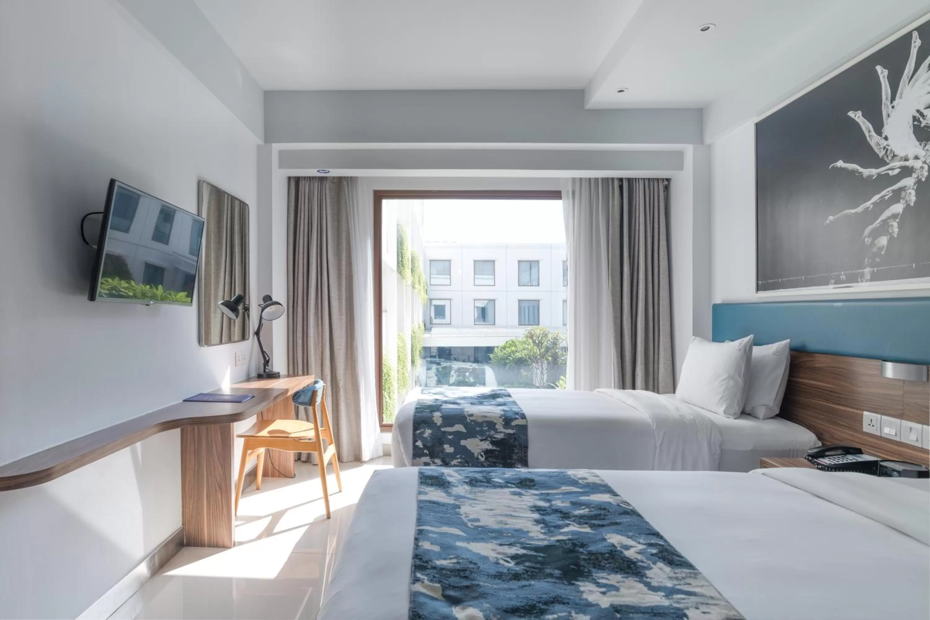 Photo of the whole room, Bed in Holiday Inn Express Baruna by IHG